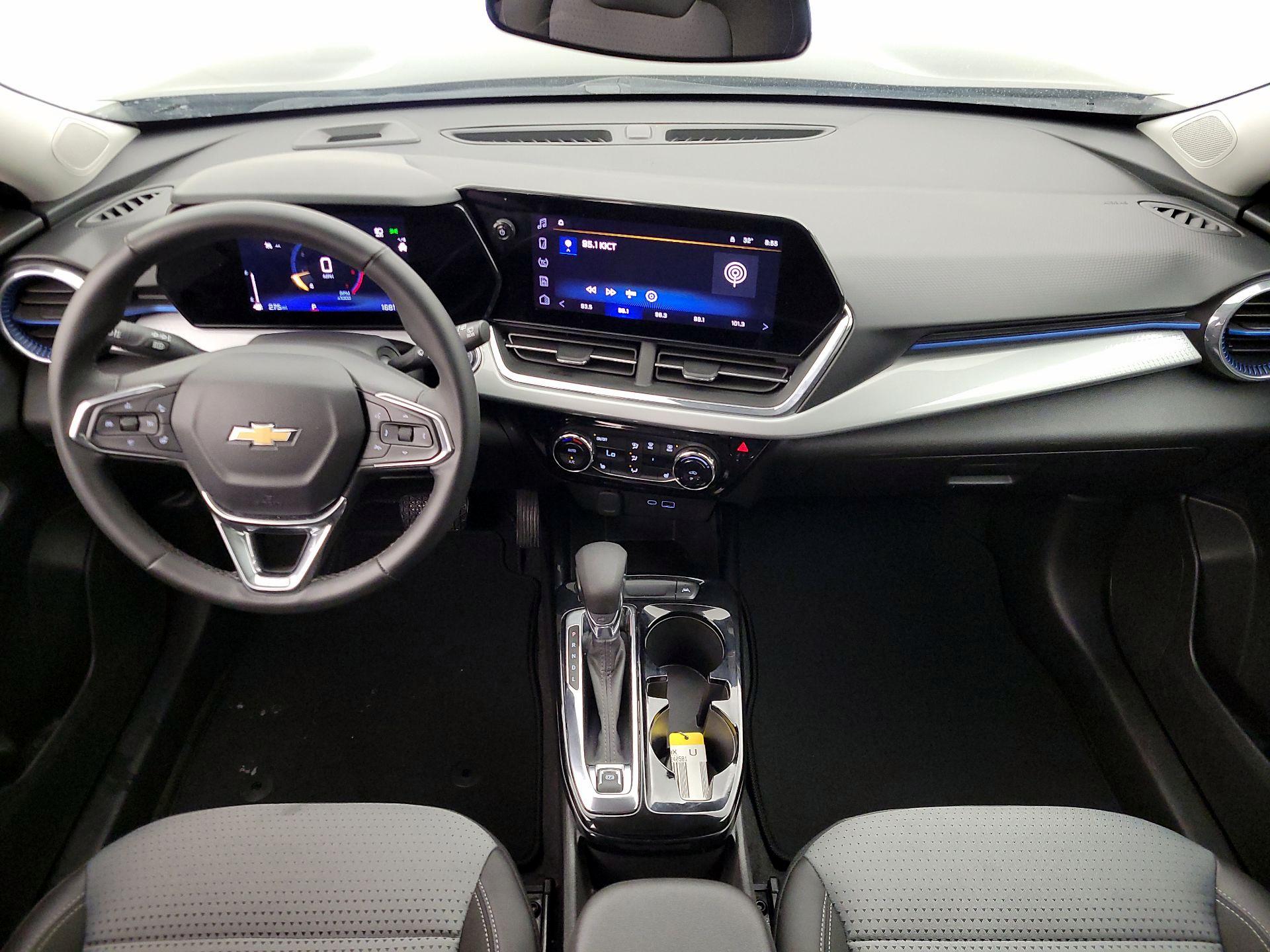 Thumbnail: 2025 Chevrolet Trax - 9