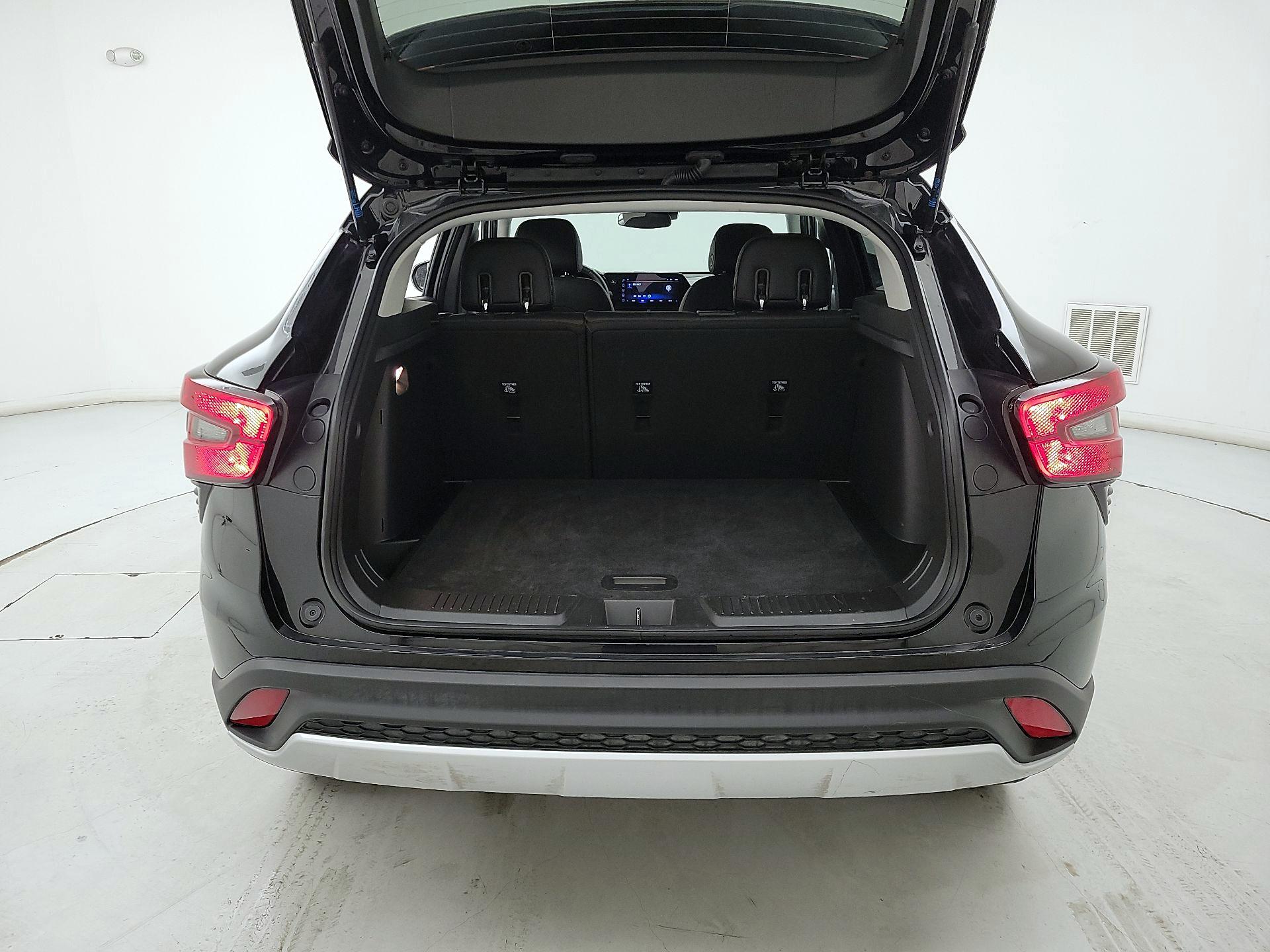 Thumbnail: 2025 Chevrolet Trax - 20