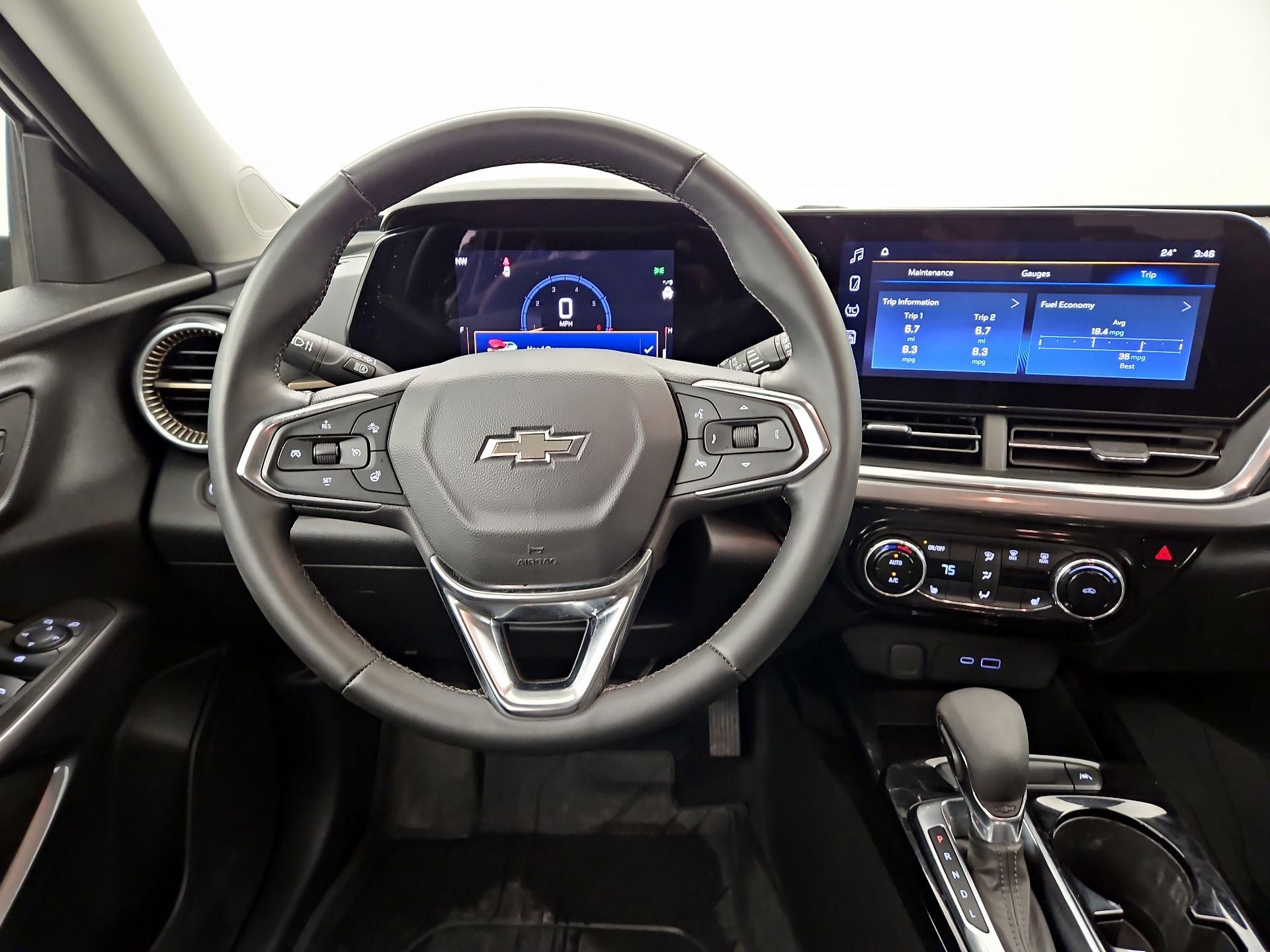 Thumbnail: 2024 Chevrolet Trax - 10