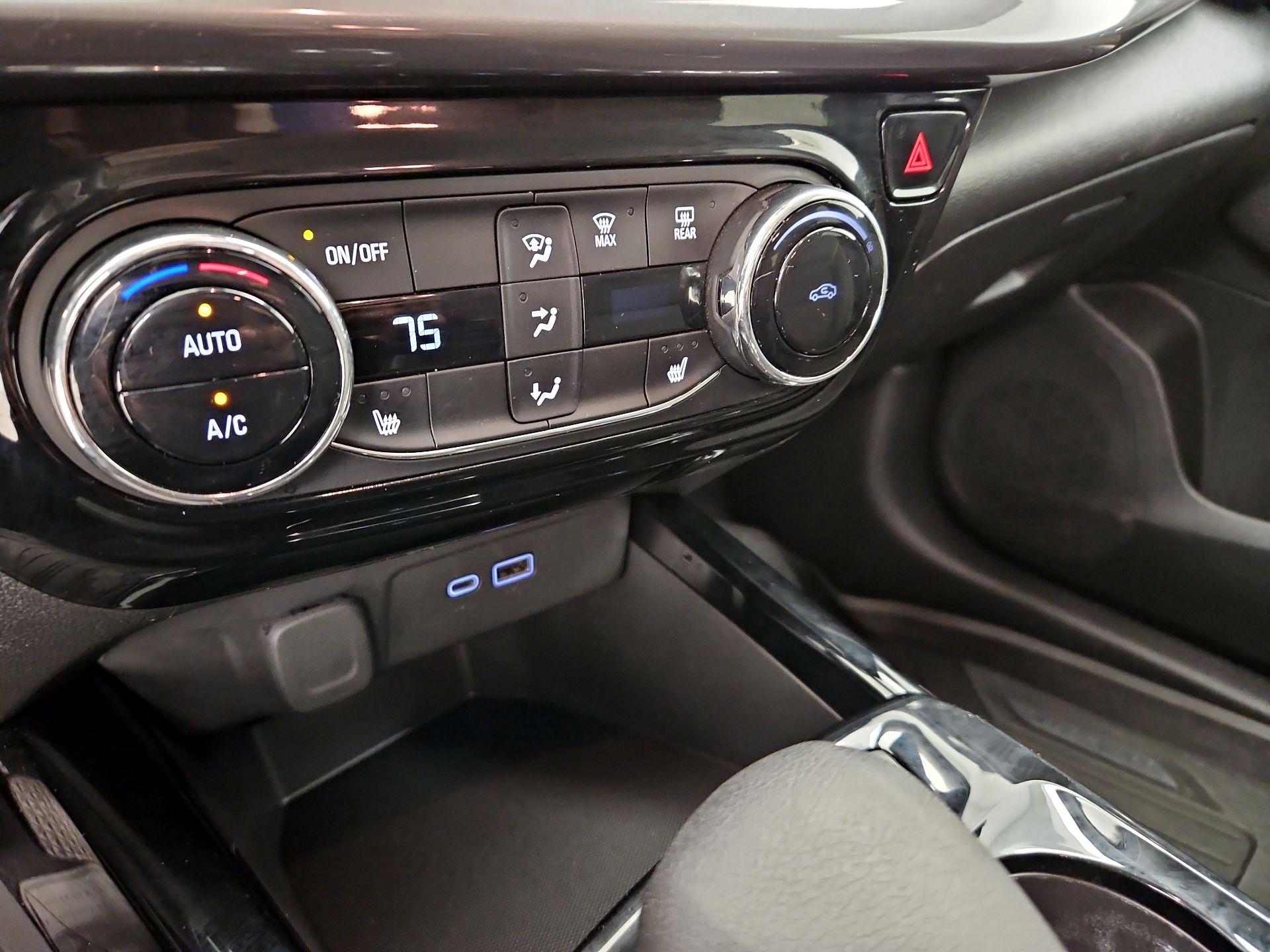 Thumbnail: 2024 Chevrolet Trax - 16