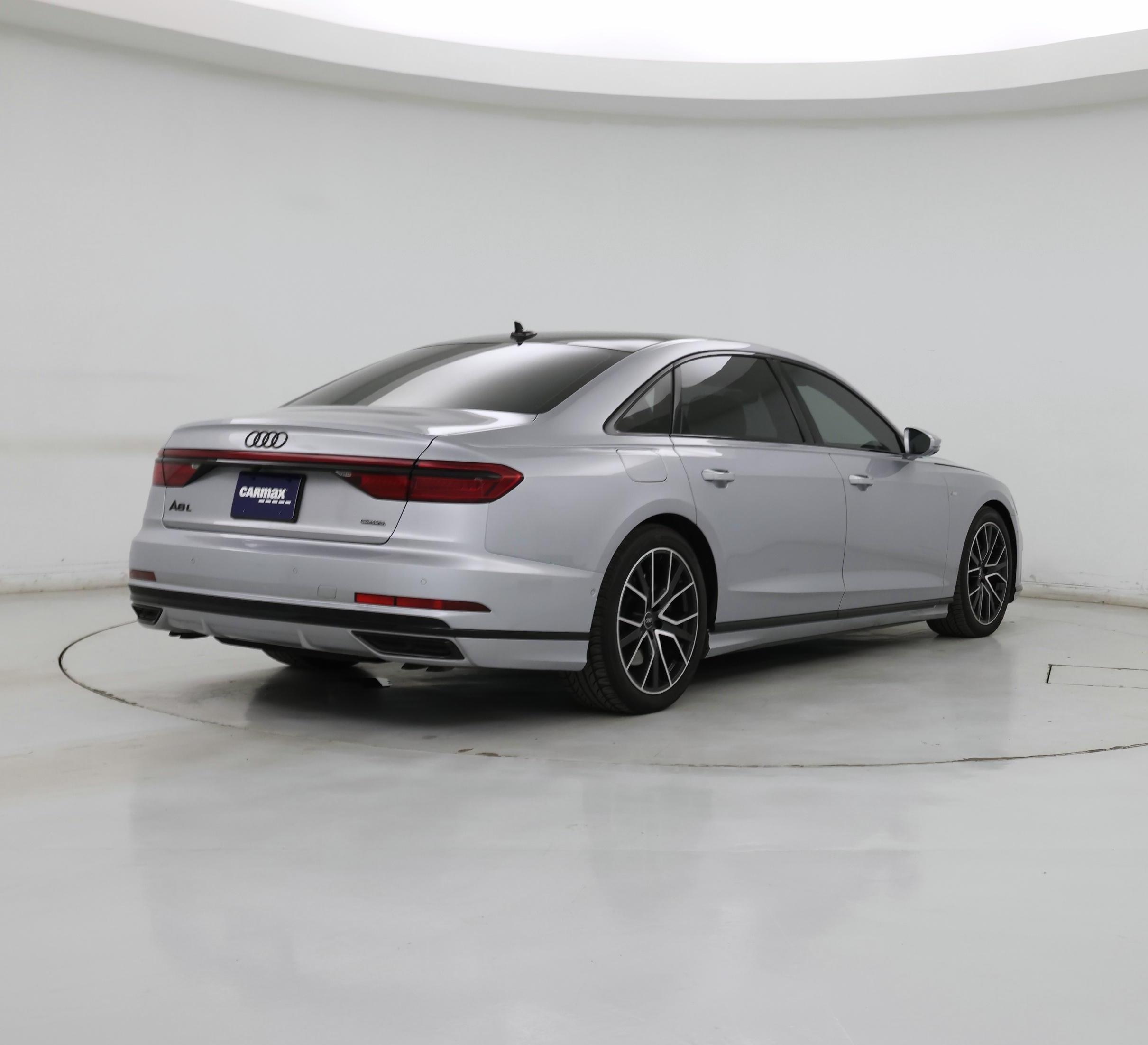 Thumbnail: 2021 Audi A8 - 8