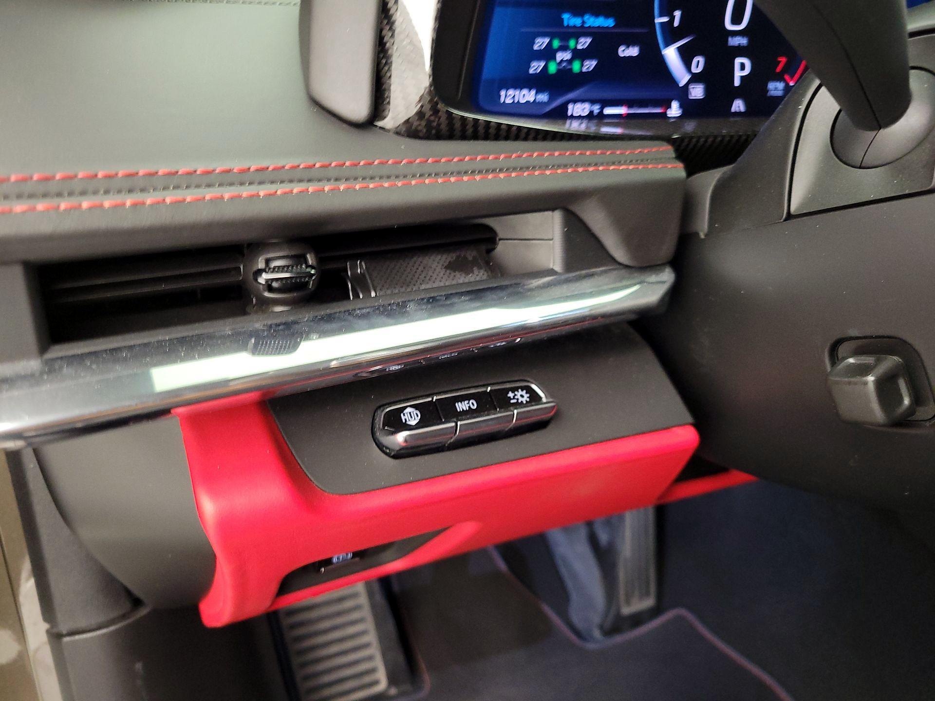 Thumbnail: 2020 Chevrolet Corvette - 13