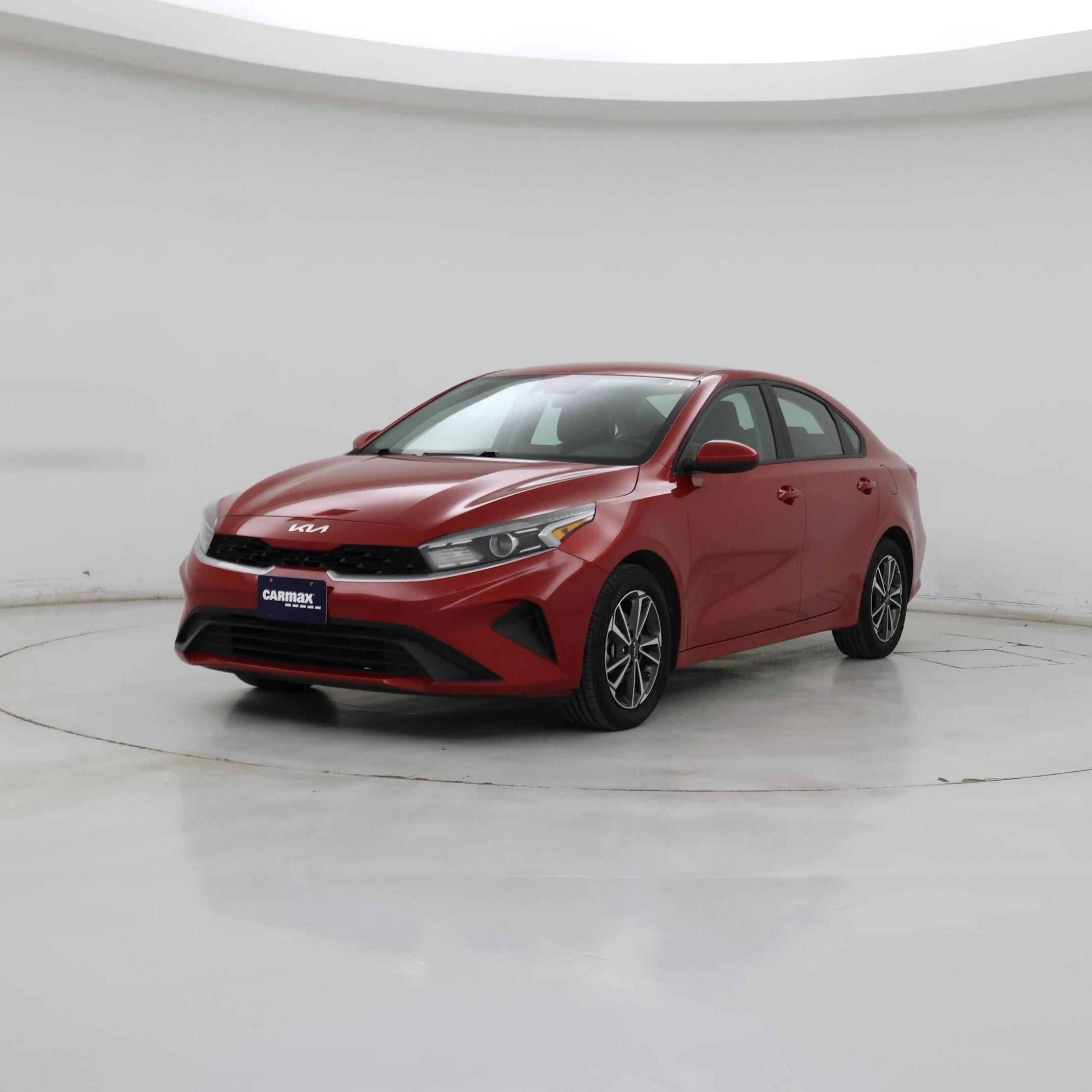 Thumbnail: 2023 Kia Forte - 4