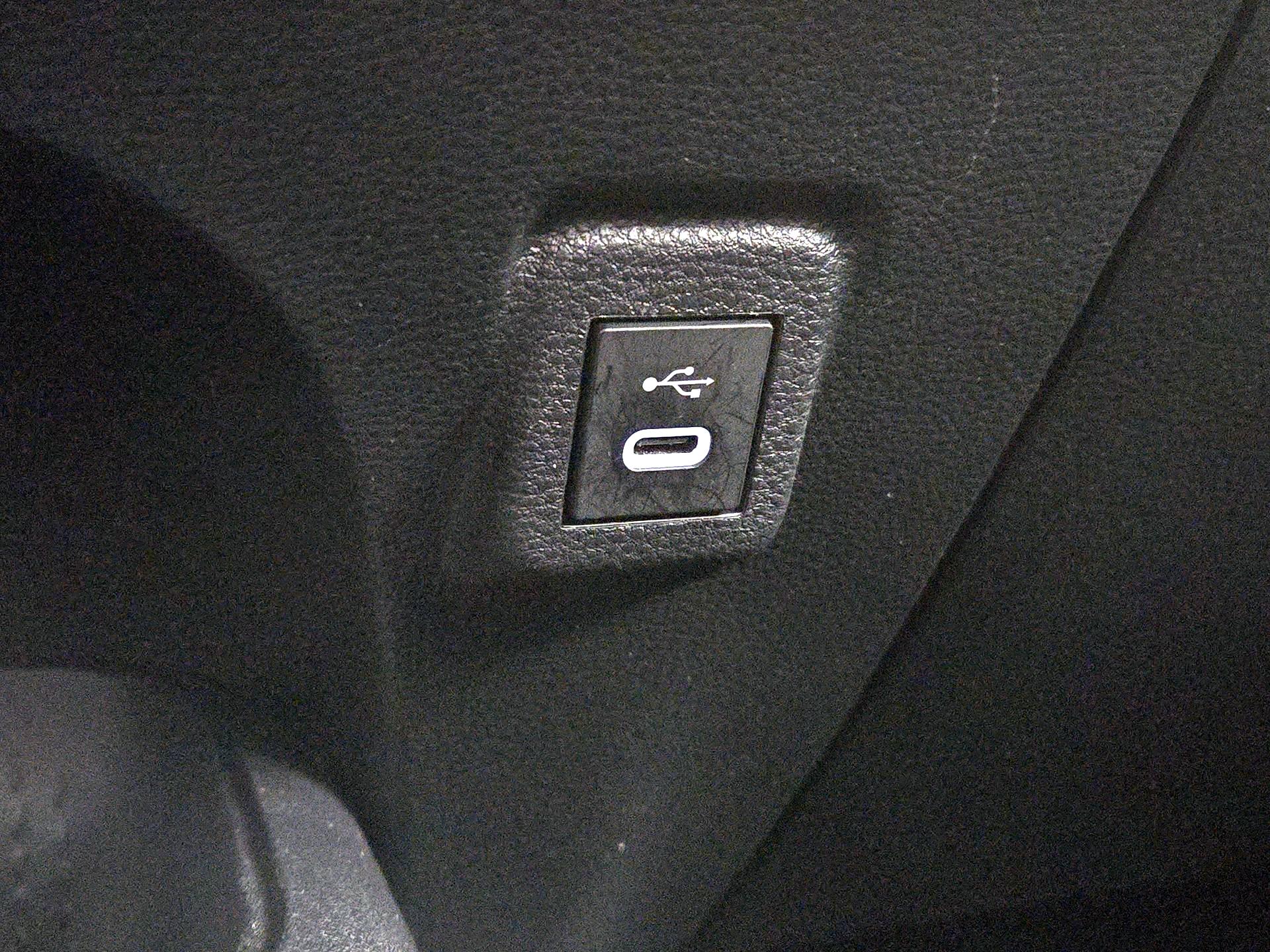 Thumbnail: 2024 Toyota Corolla - 16