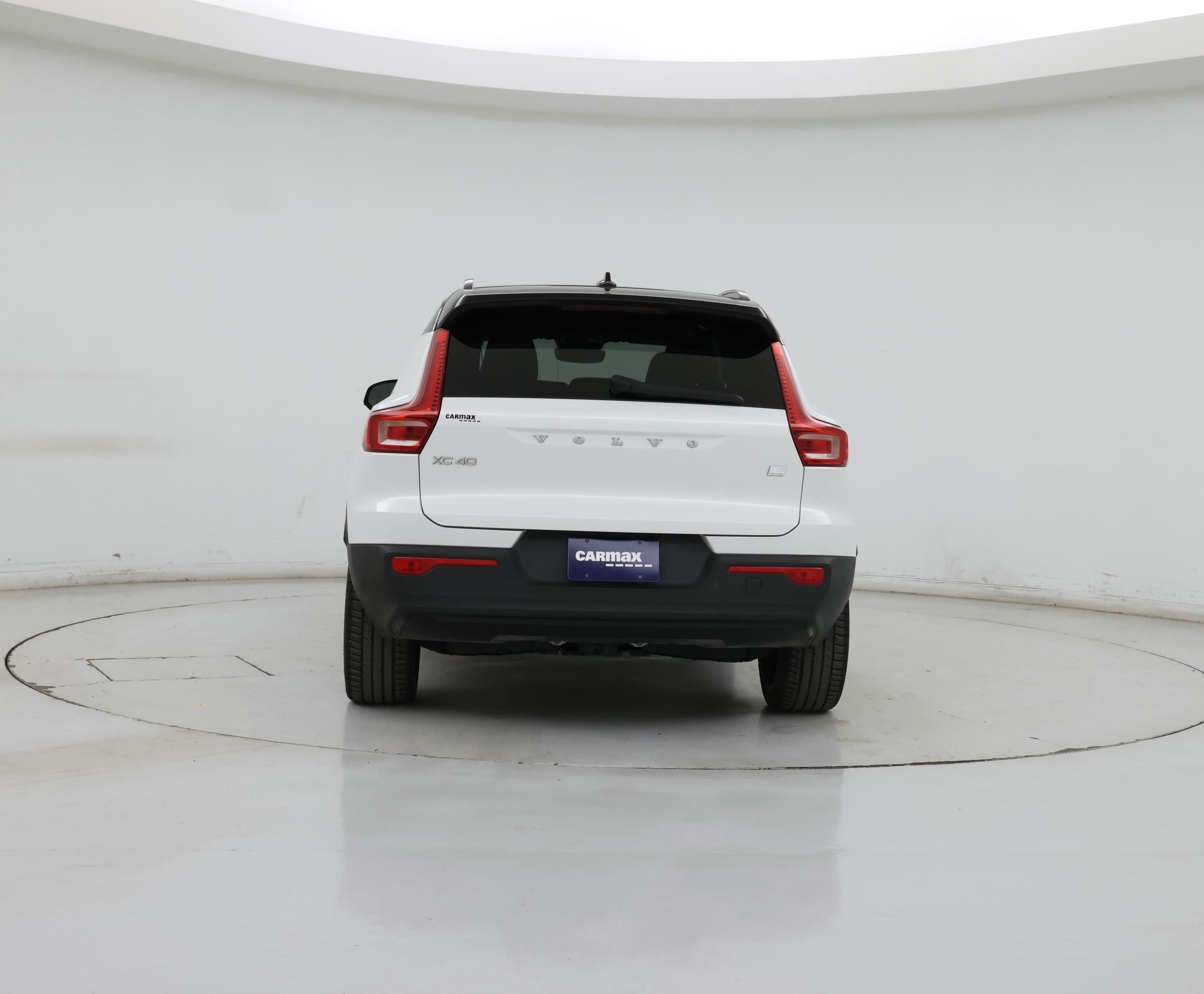 Thumbnail: 2021 Volvo XC40 - 6