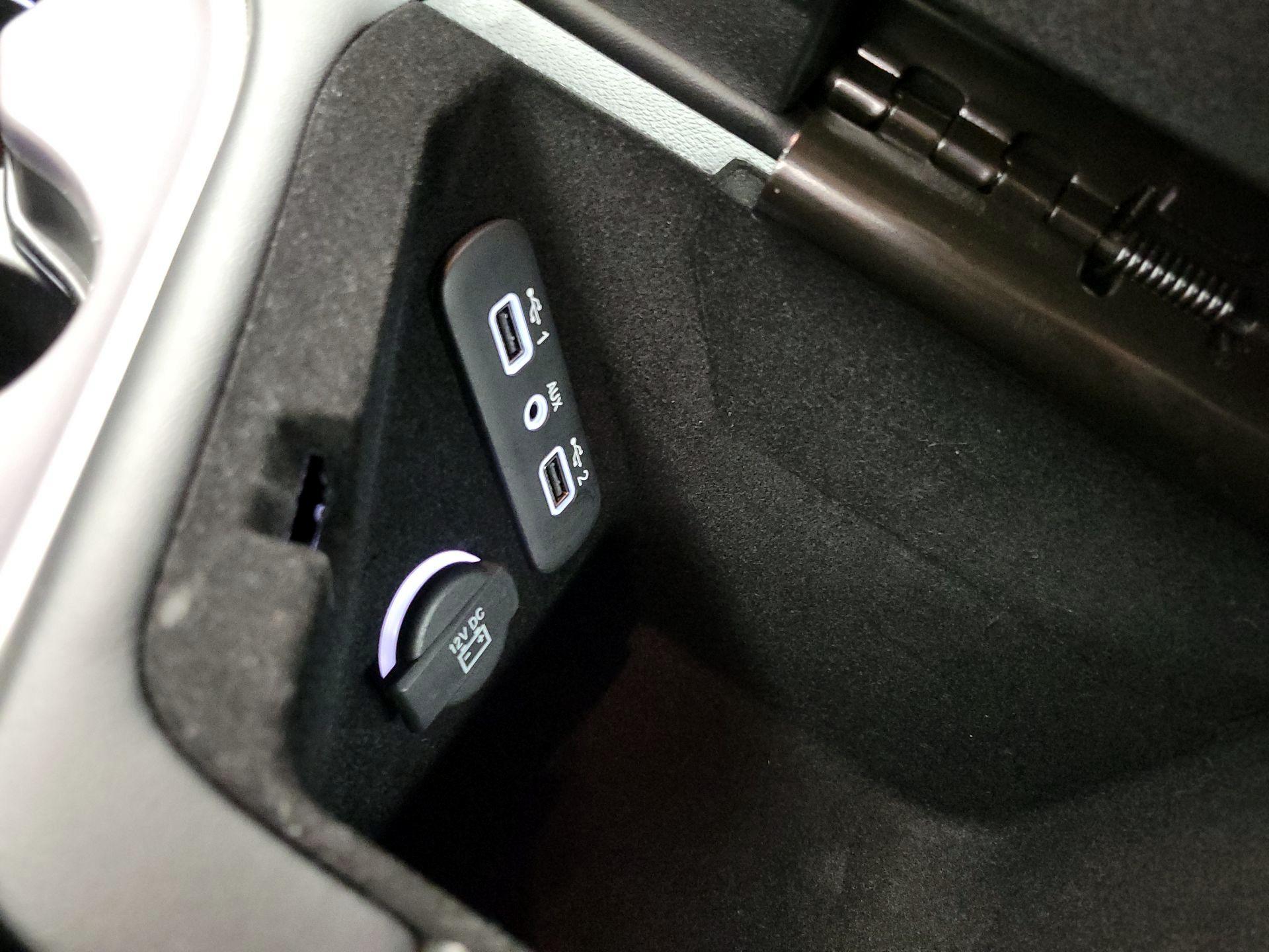 Thumbnail: 2020 Dodge Challenger - 17