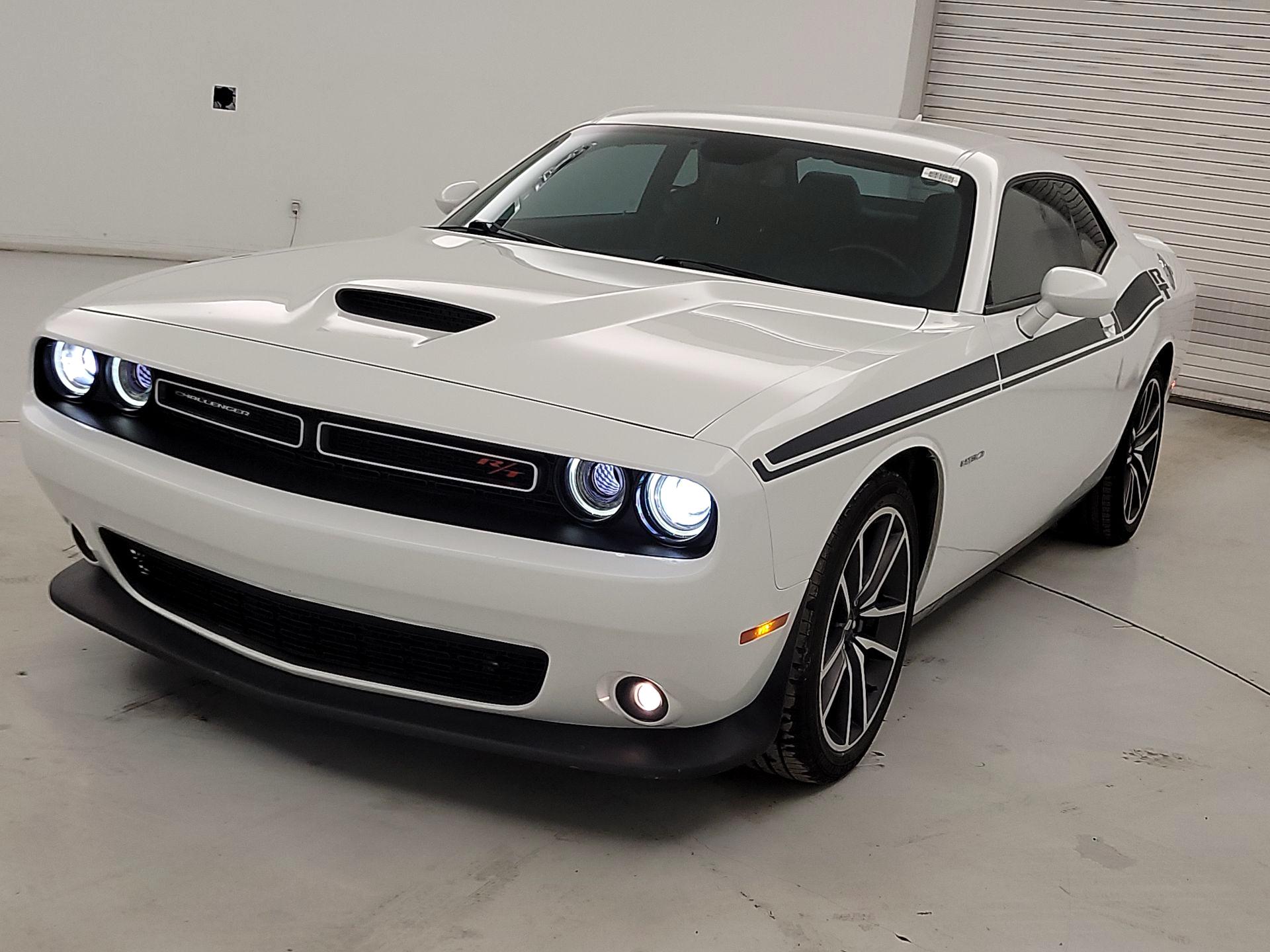 Thumbnail: 2020 Dodge Challenger - 3