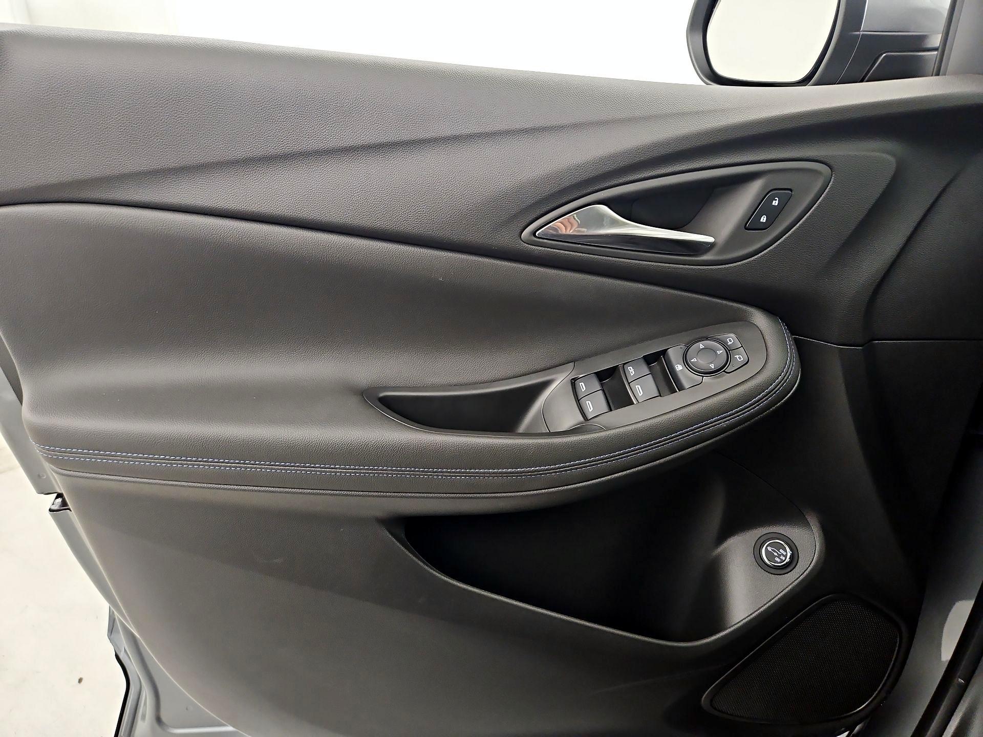 Thumbnail: 2025 Buick Encore GX - 12