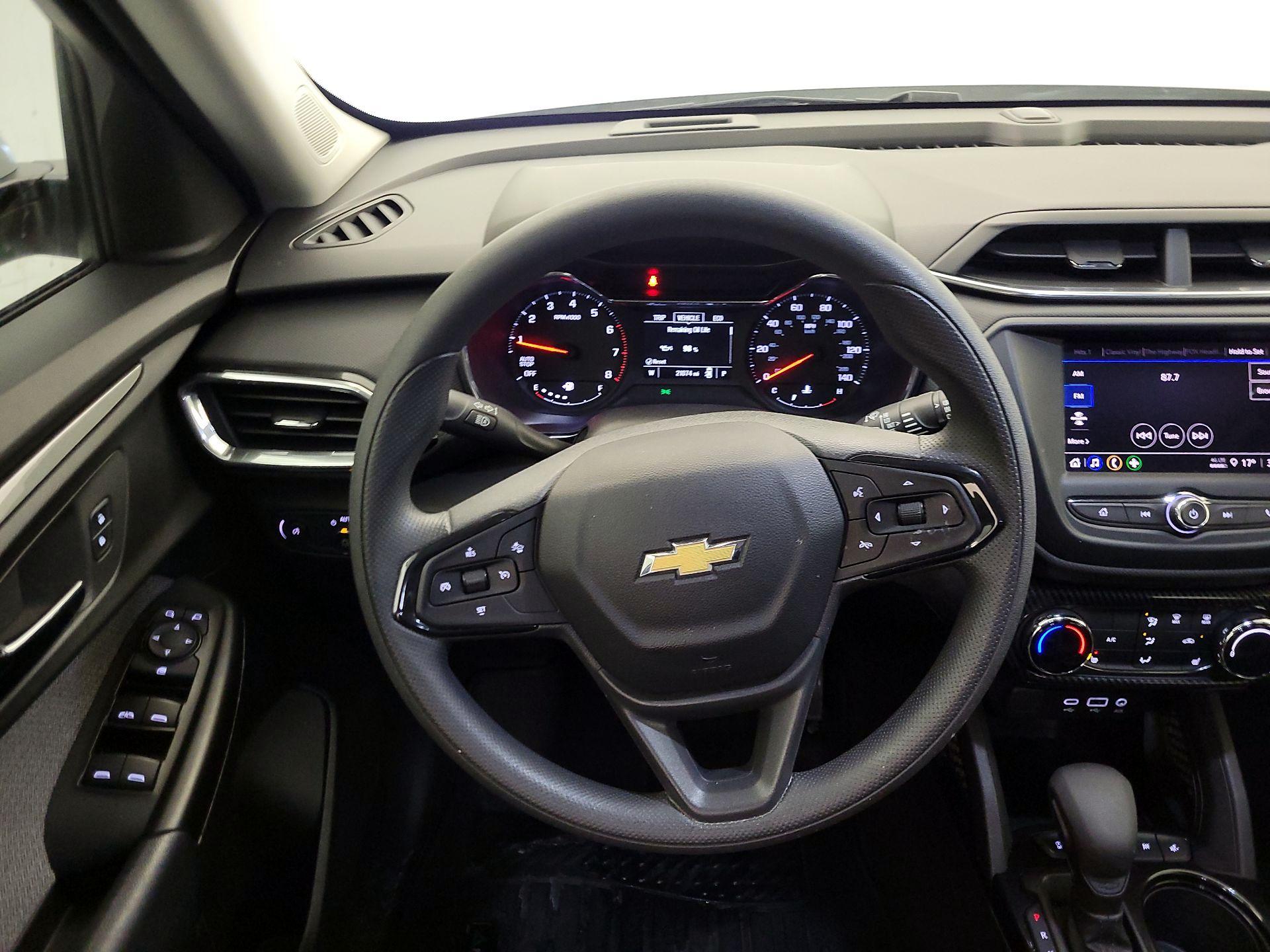 Thumbnail: 2023 Chevrolet TrailBlazer - 10