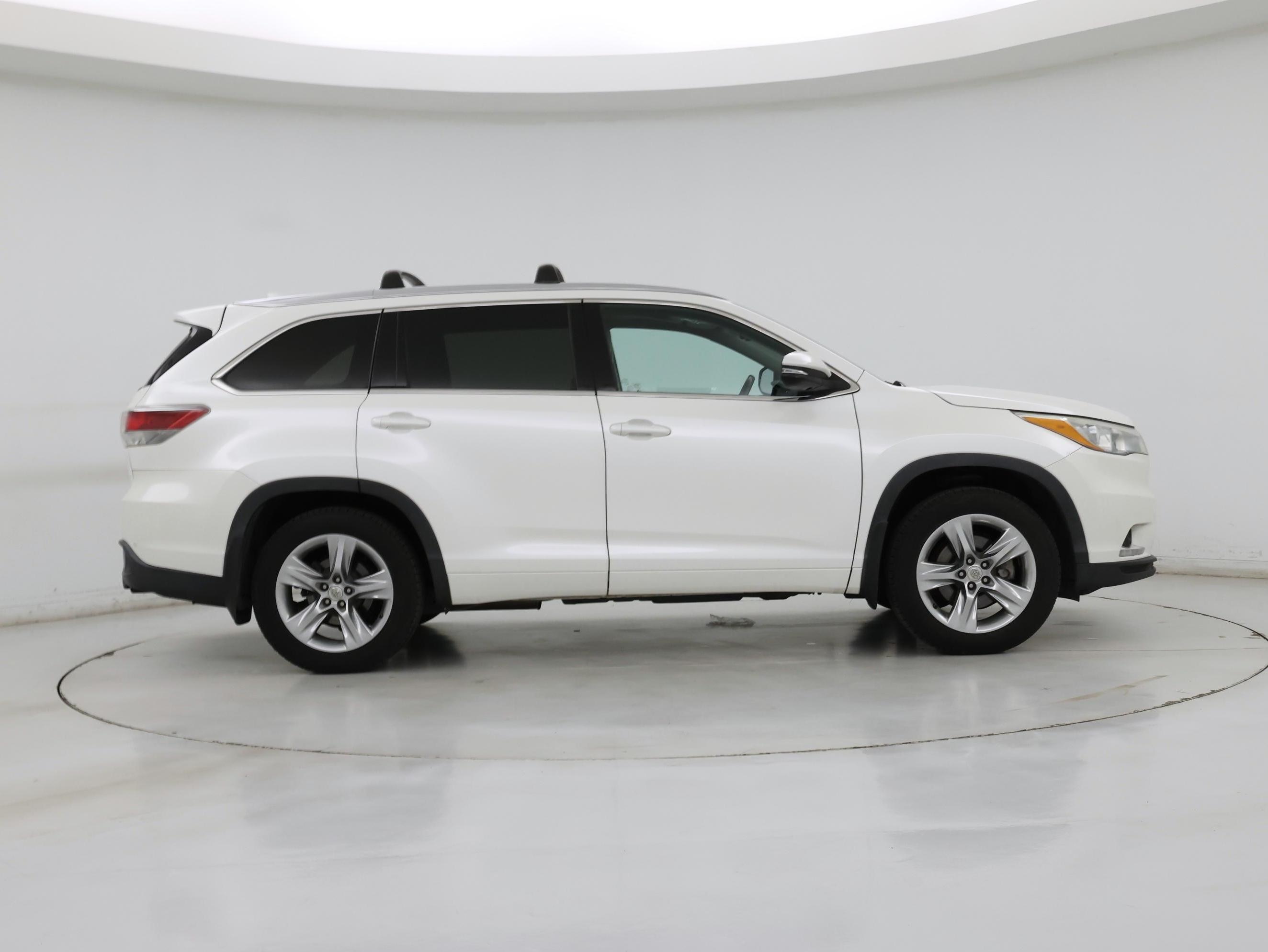 Thumbnail: 2015 Toyota Highlander - 7