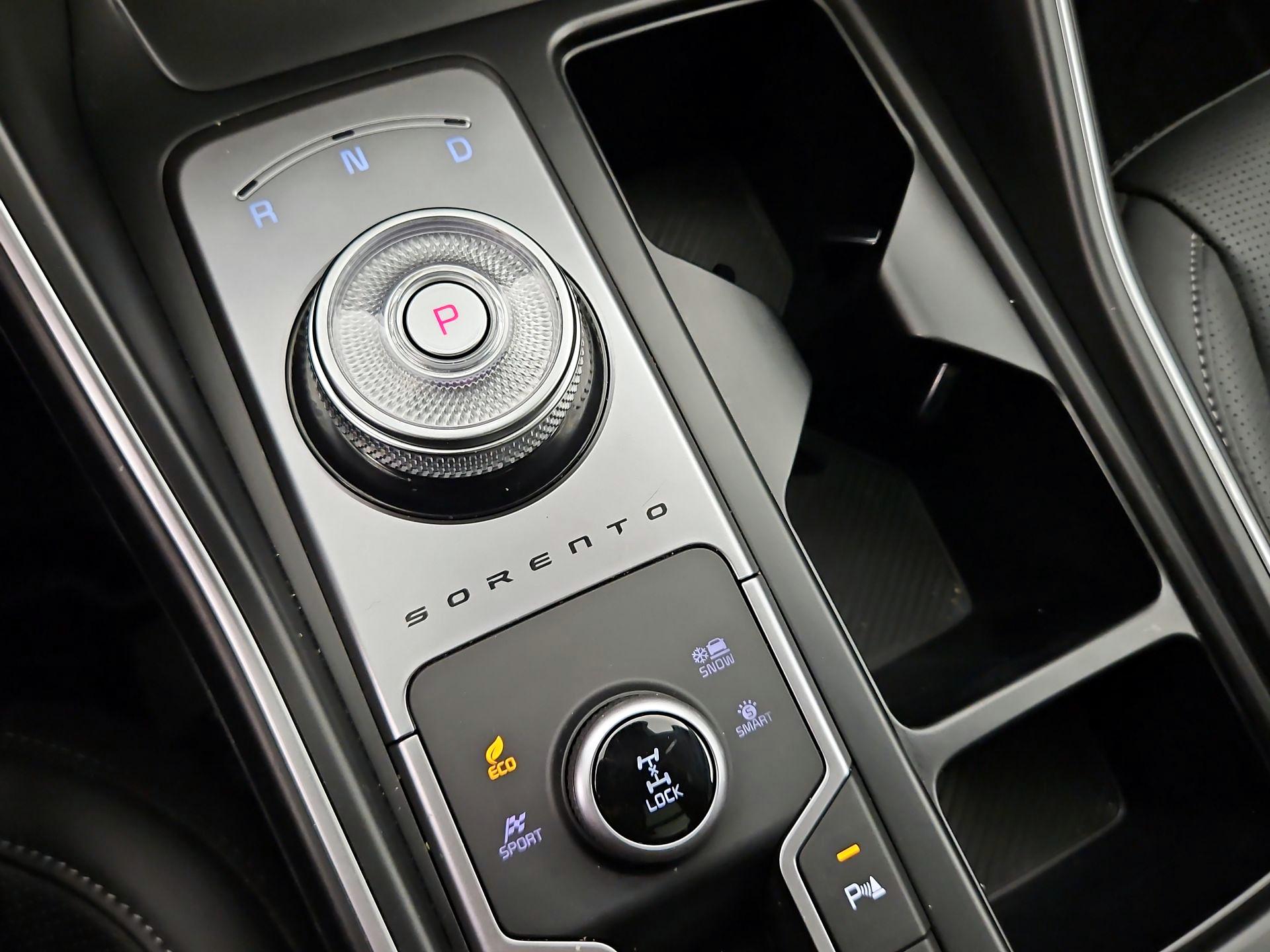 Thumbnail: 2025 Kia Sorento - 18