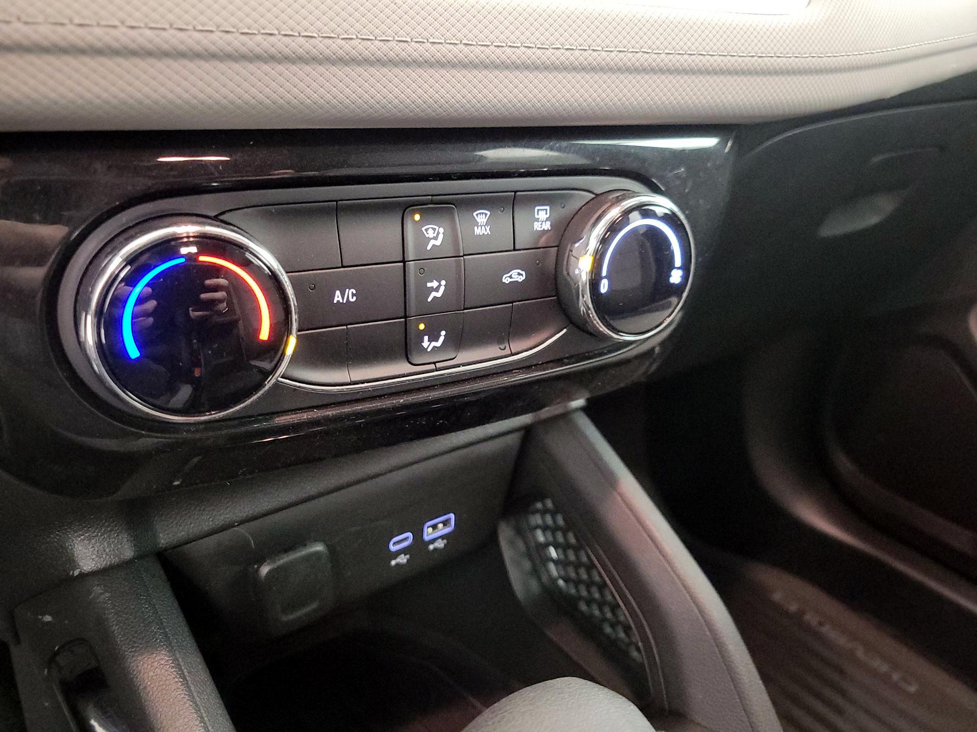 Thumbnail: 2024 Chevrolet TrailBlazer - 16