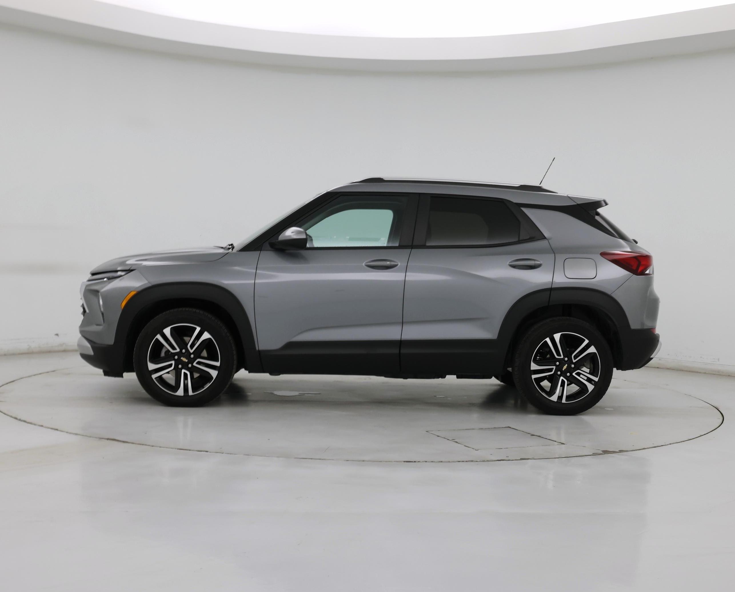 Thumbnail: 2024 Chevrolet TrailBlazer - 3