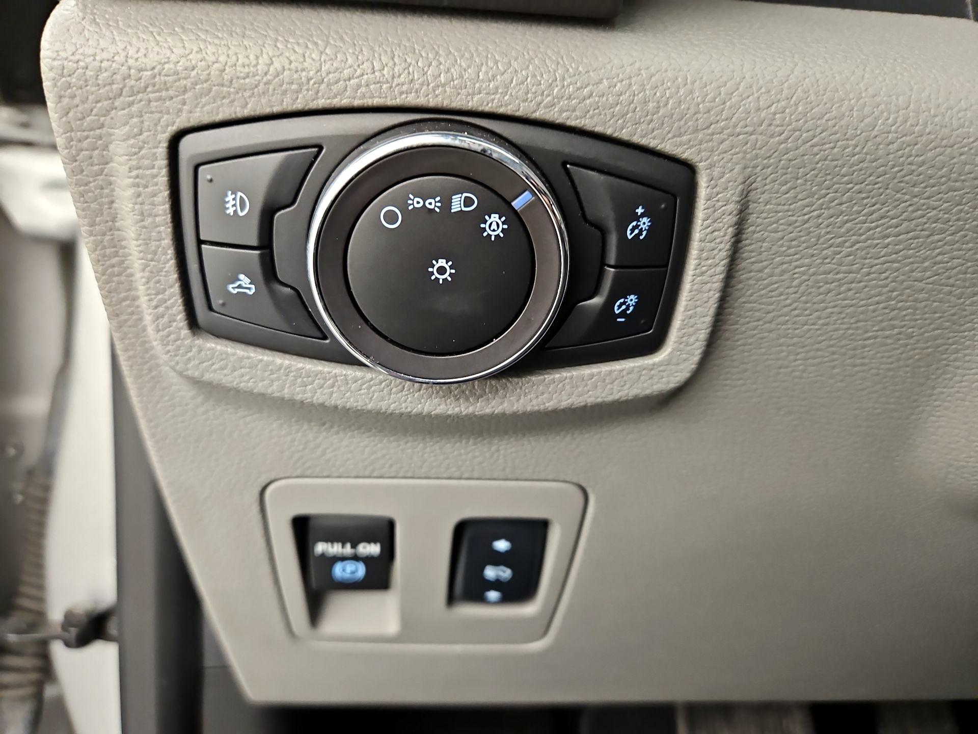 Thumbnail: 2018 Ford F-150 - 13