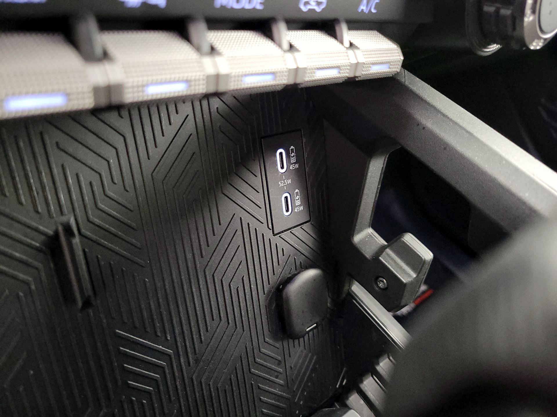 Thumbnail: 2024 Toyota Tacoma - 18