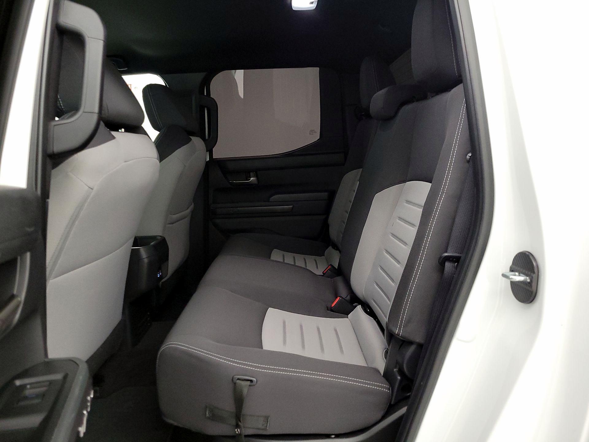 Thumbnail: 2024 Toyota Tacoma - 19