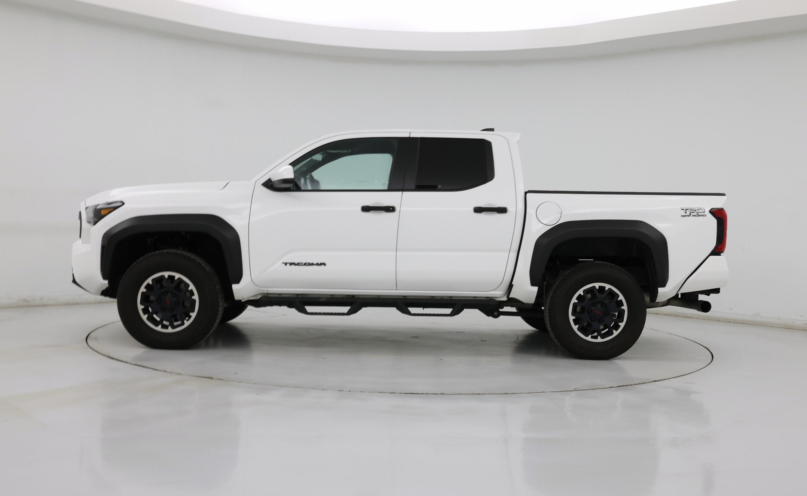 Thumbnail: 2024 Toyota Tacoma - 3