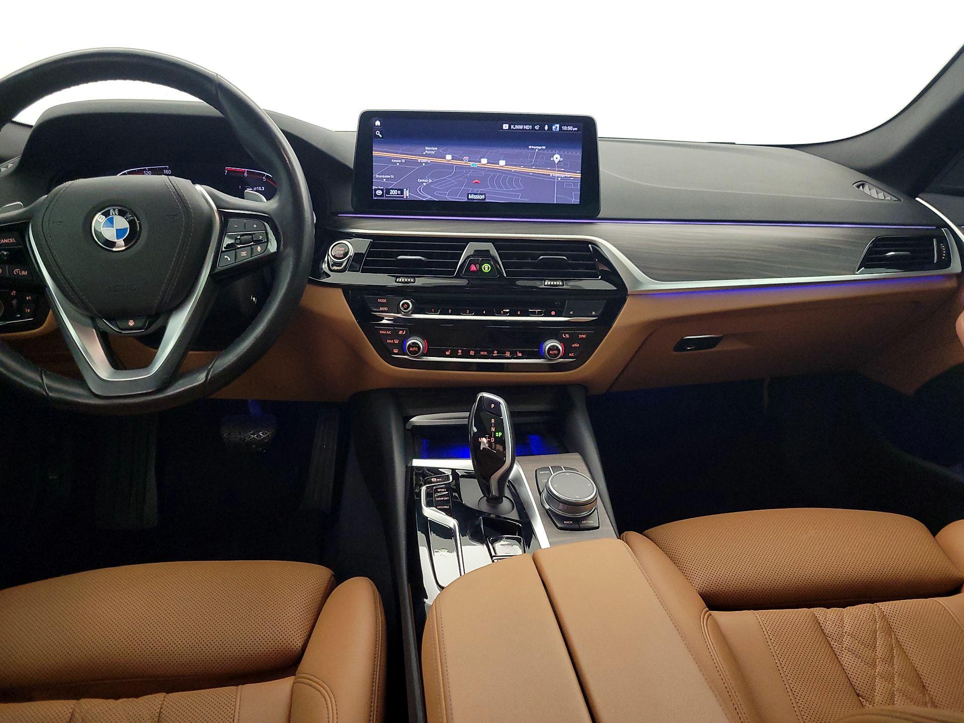 Thumbnail: 2021 BMW 5 Series - 9