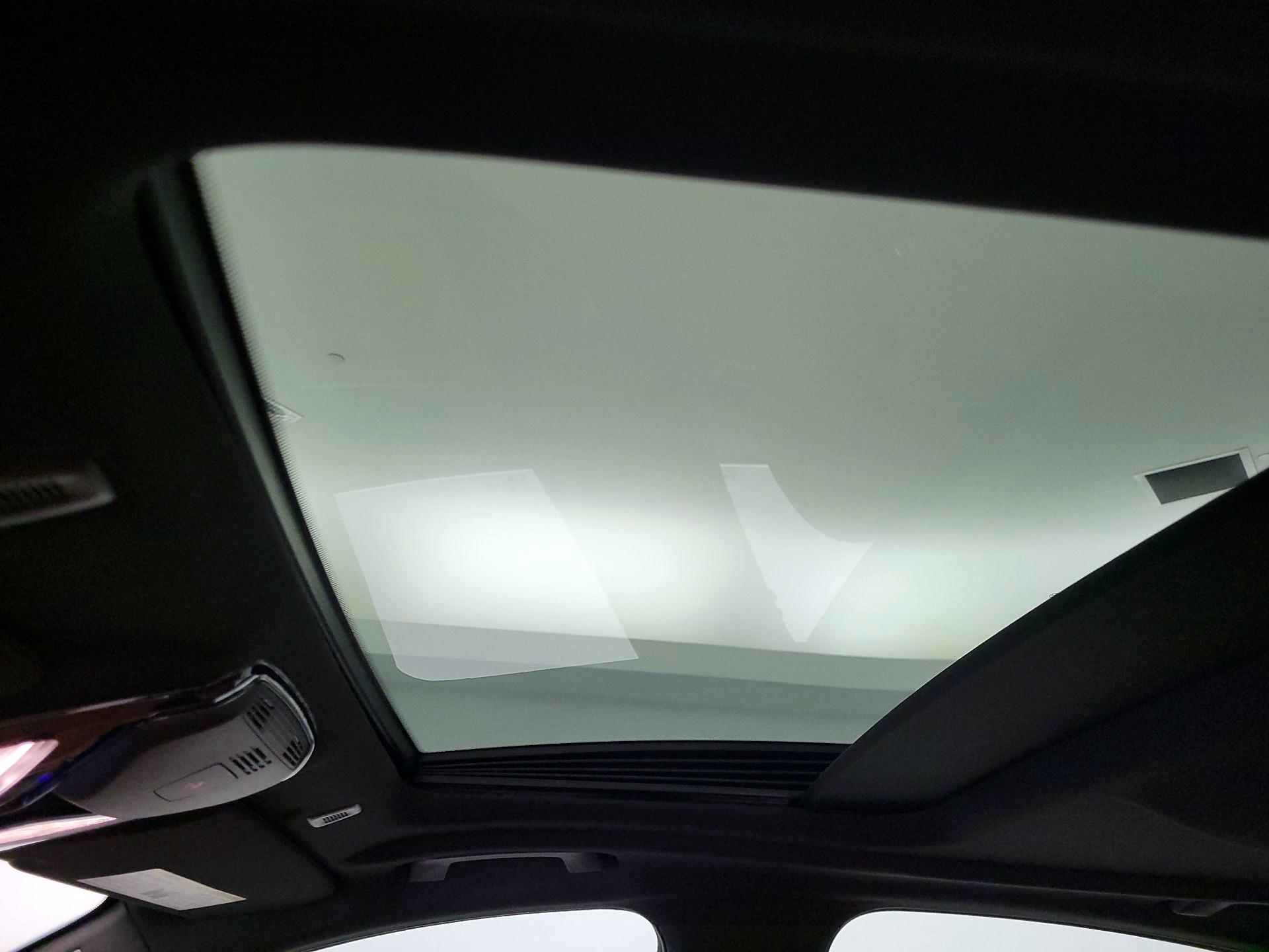 Thumbnail: 2021 BMW 5 Series - 20