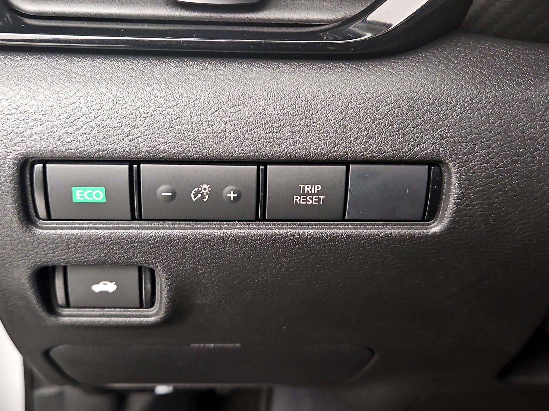 Thumbnail: 2023 Nissan Sentra - 13