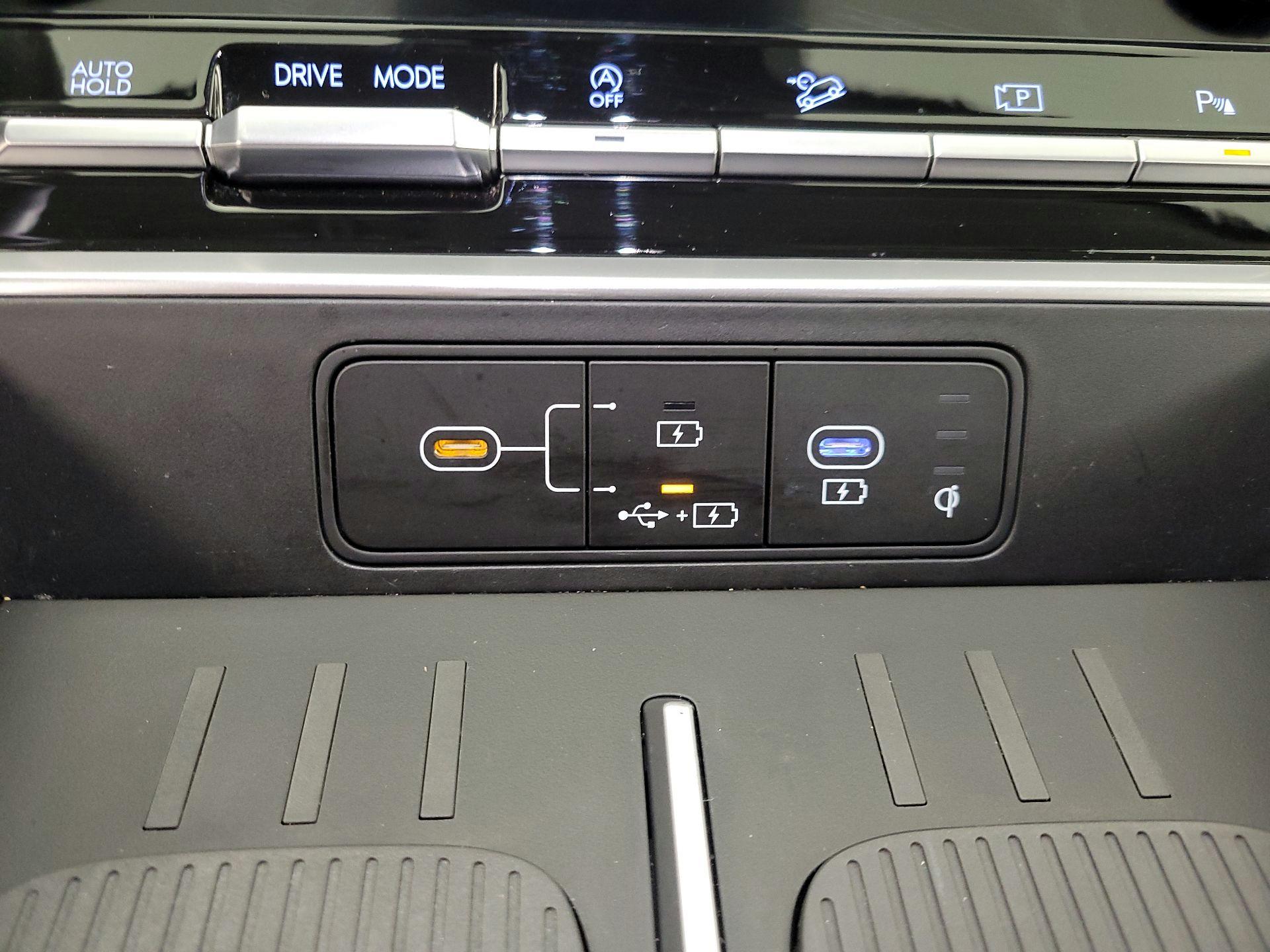 Thumbnail: 2024 Hyundai Santa Fe - 18