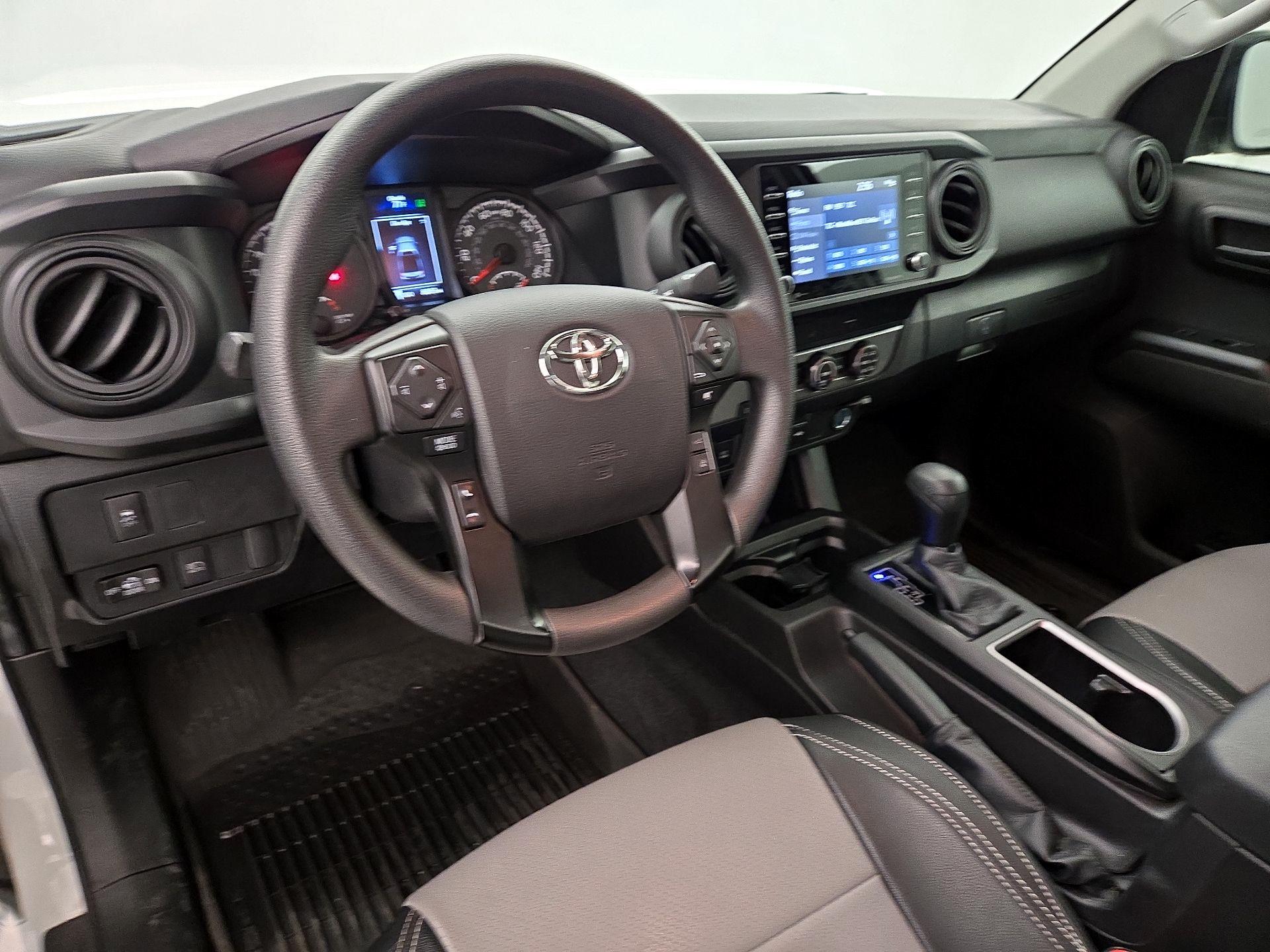 Thumbnail: 2022 Toyota Tacoma - 8