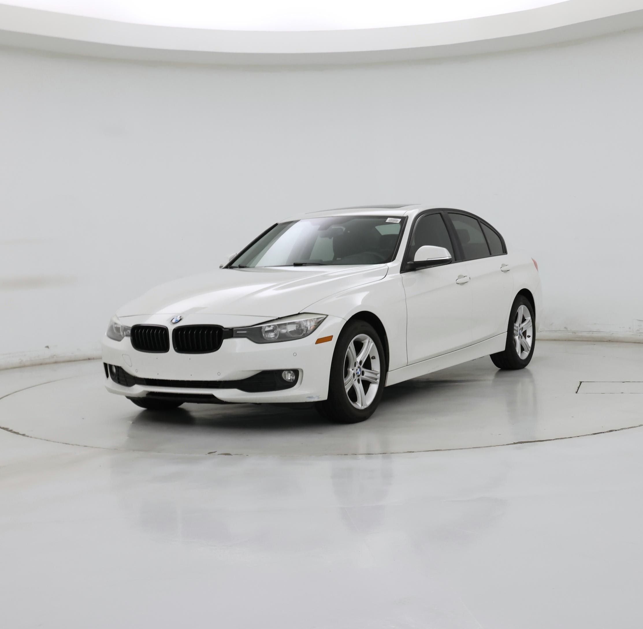Thumbnail: 2015 BMW 3 Series - 4