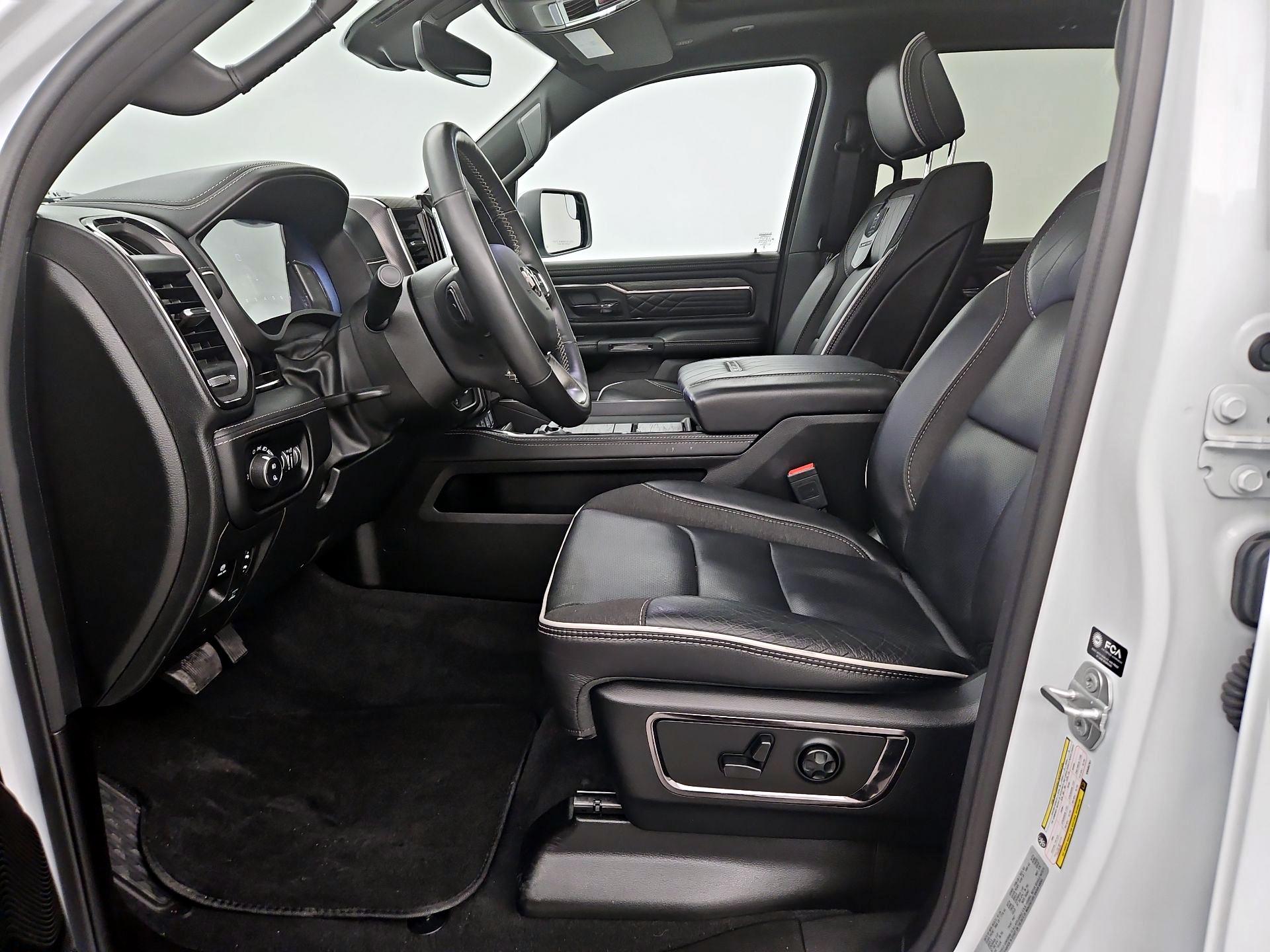 Thumbnail: 2025 RAM 1500 - 11