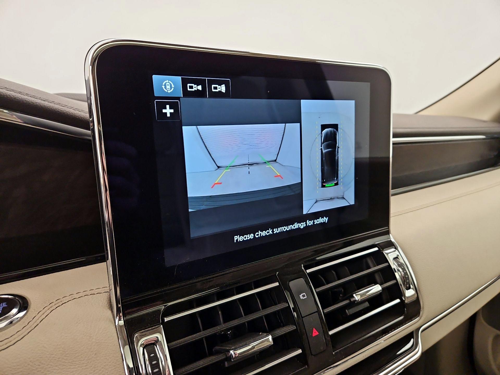 Thumbnail: 2019 Lincoln Navigator - 15