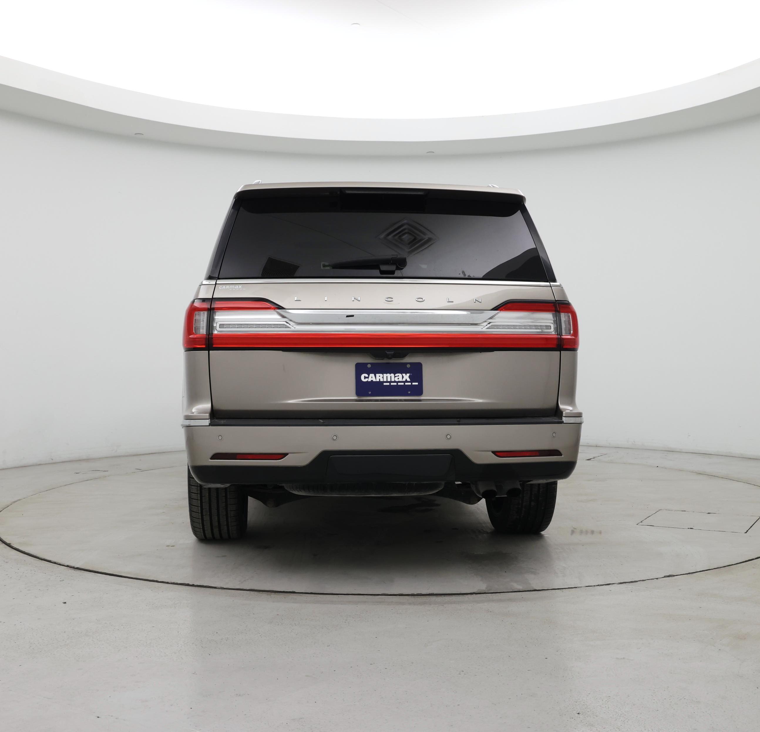 Thumbnail: 2019 Lincoln Navigator - 6