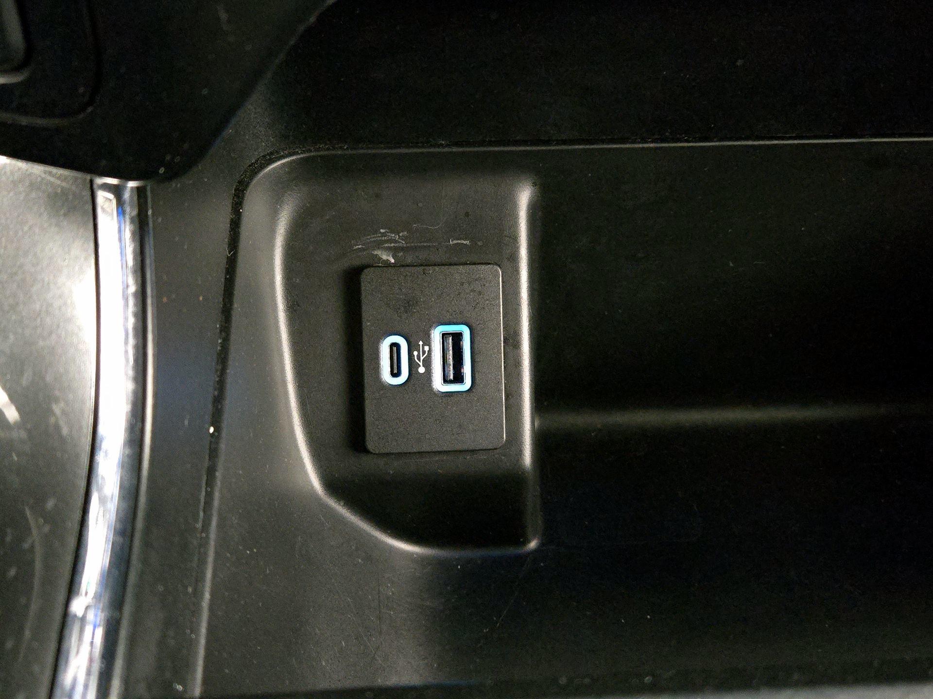 Thumbnail: 2023 Ford F-150 - 17