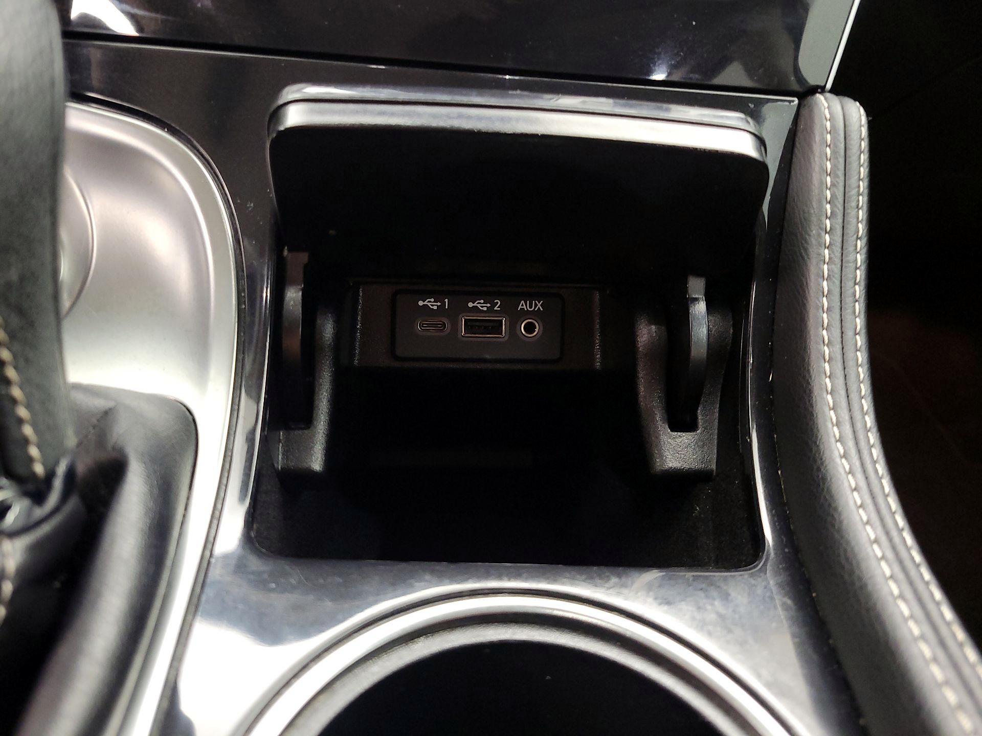 Thumbnail: 2022 Nissan Maxima - 19