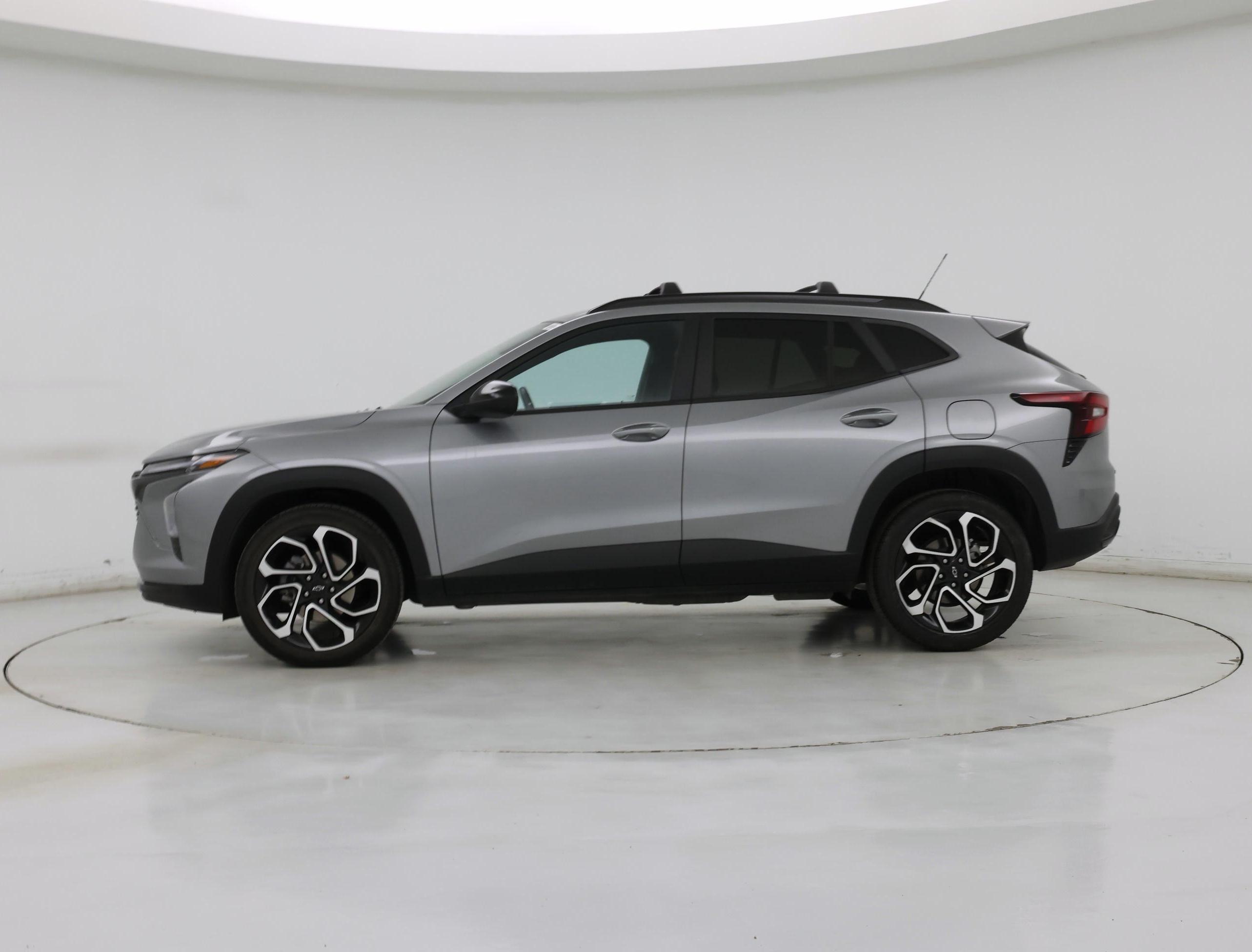 Thumbnail: 2024 Chevrolet Trax - 3