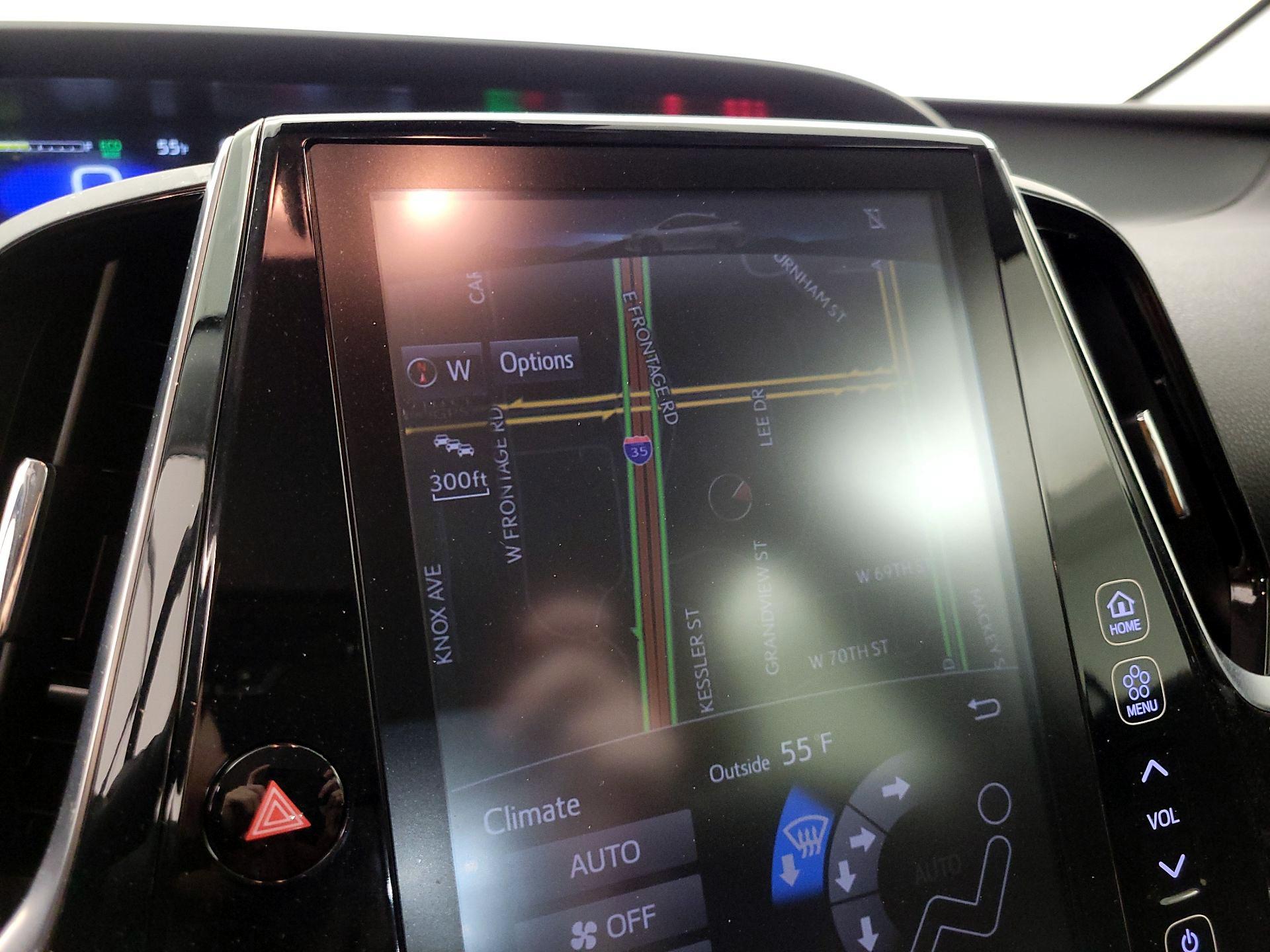 Thumbnail: 2021 Toyota Prius Prime - 14