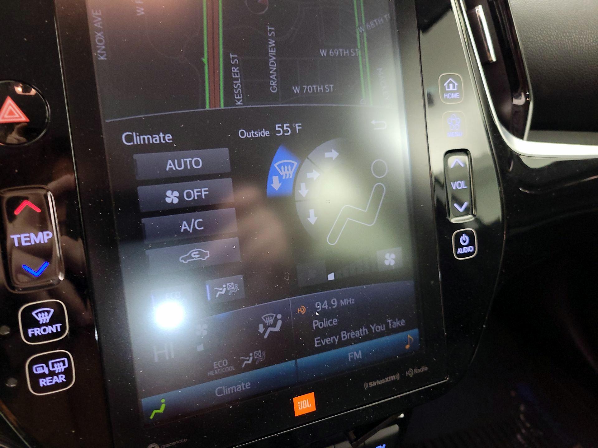 Thumbnail: 2021 Toyota Prius Prime - 17