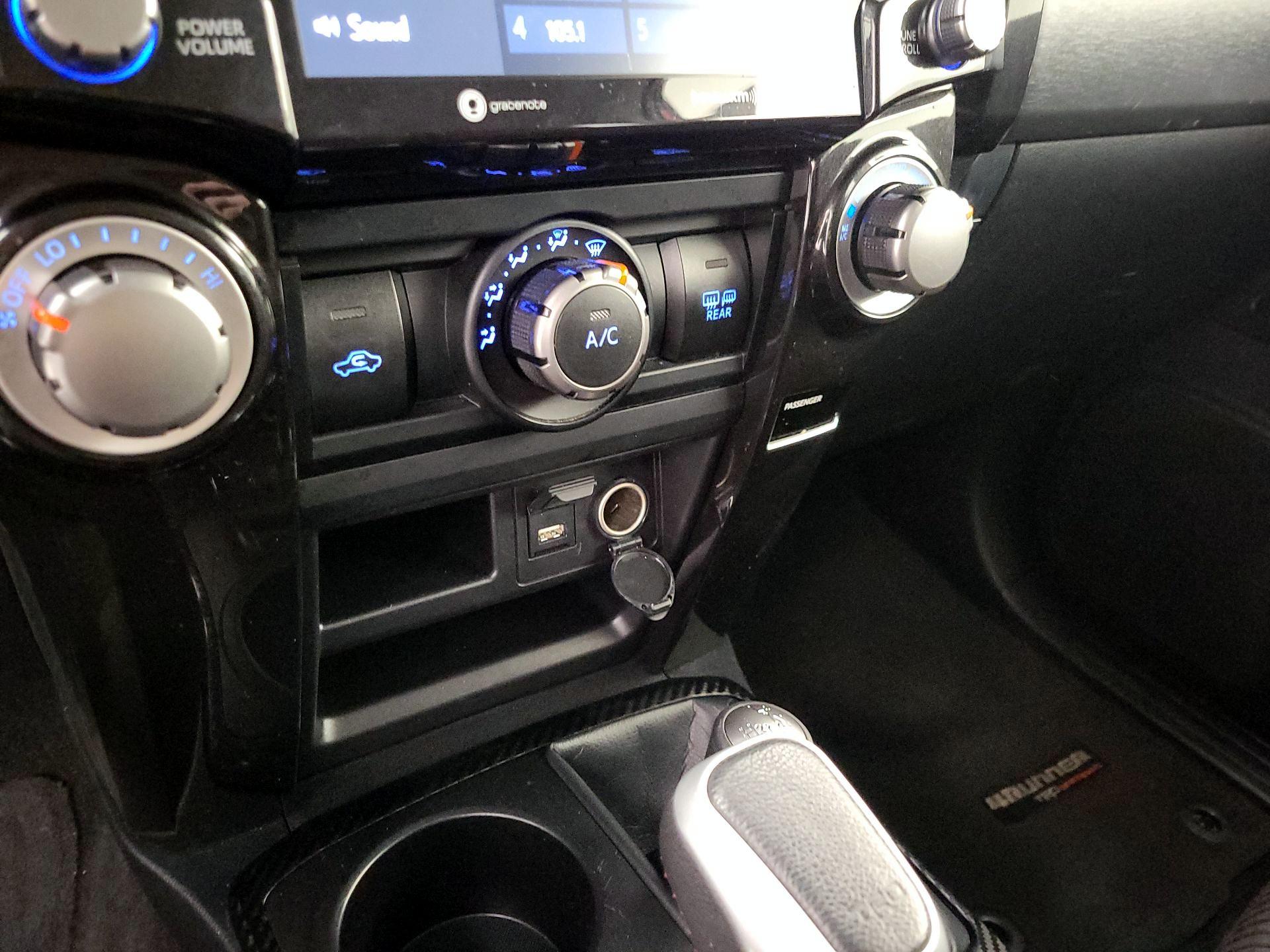 Thumbnail: 2024 Toyota 4Runner - 16