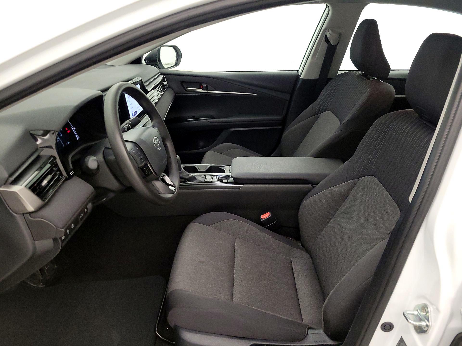 Thumbnail: 2025 Toyota Camry - 11