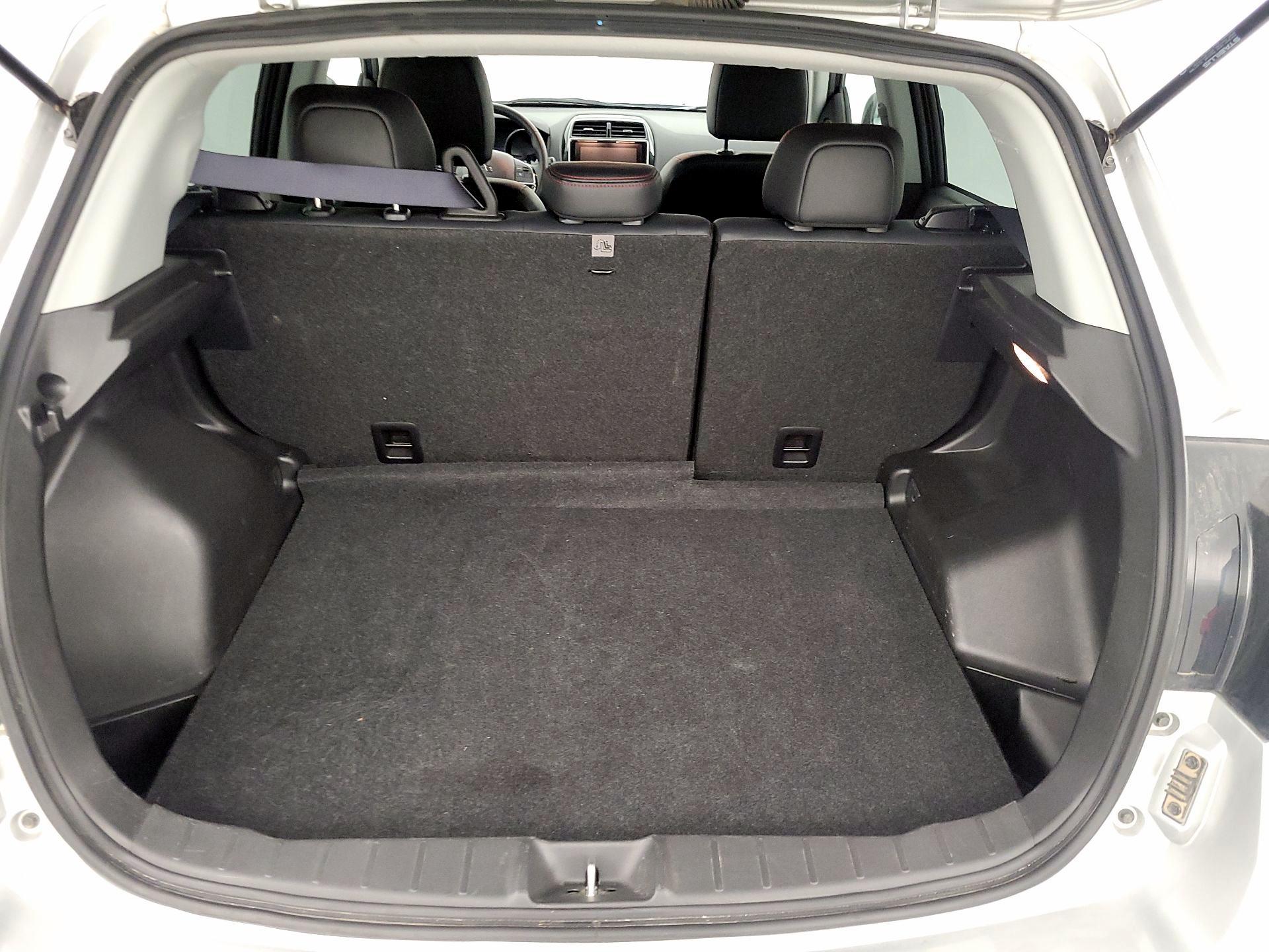 Thumbnail: 2025 Mitsubishi Outlander Sport - 20