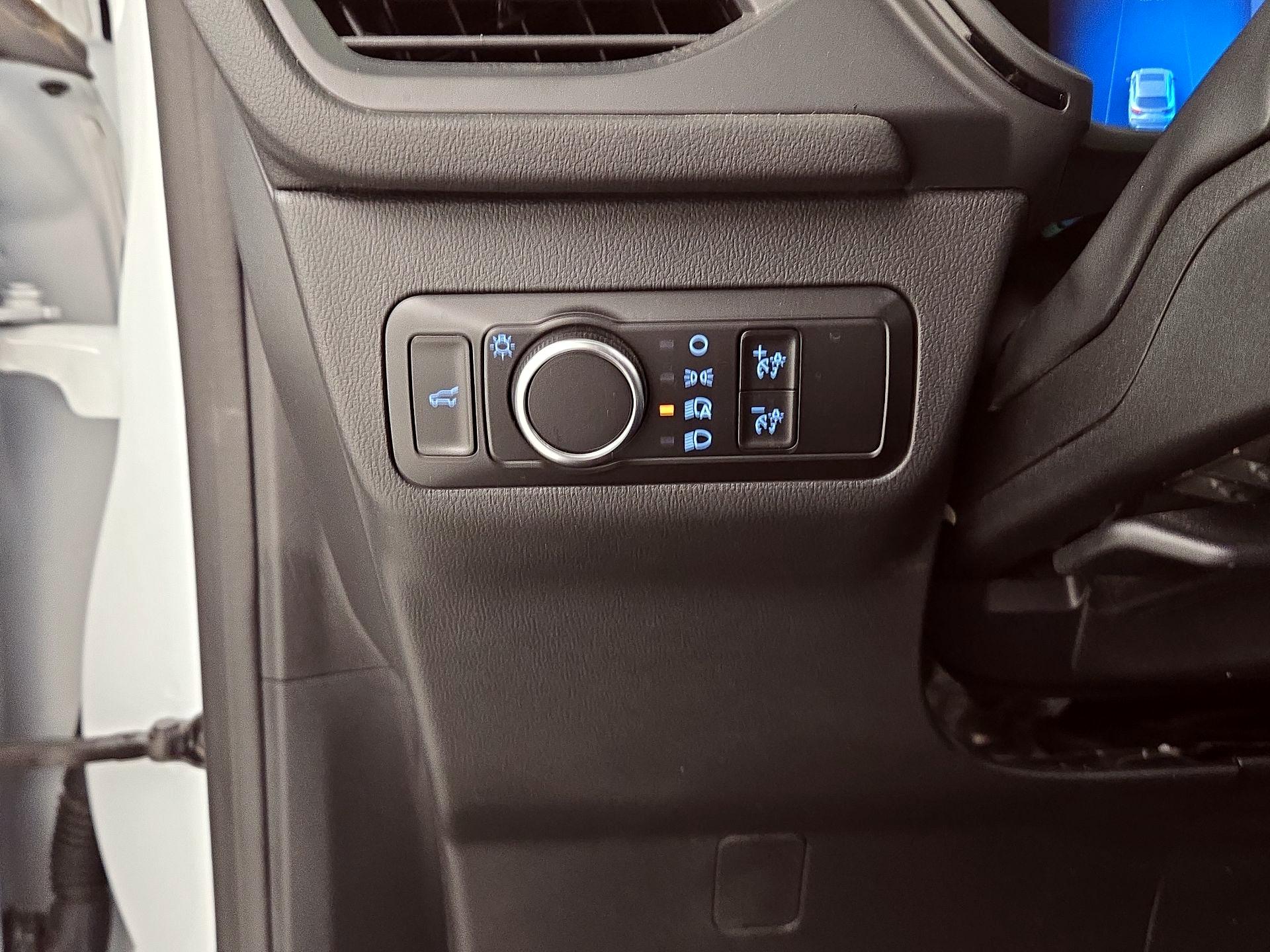 Thumbnail: 2023 Ford Escape - 13