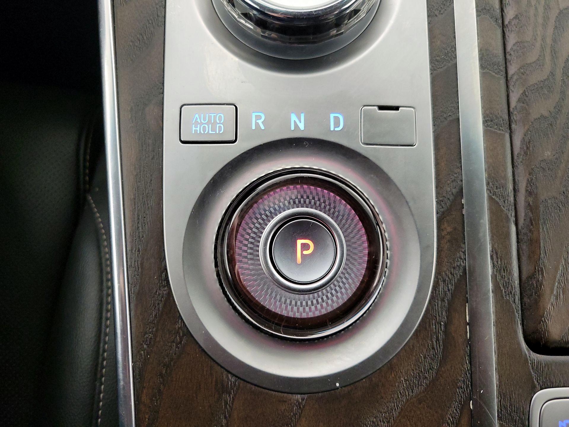 Thumbnail: 2024 Genesis GV80 - 18