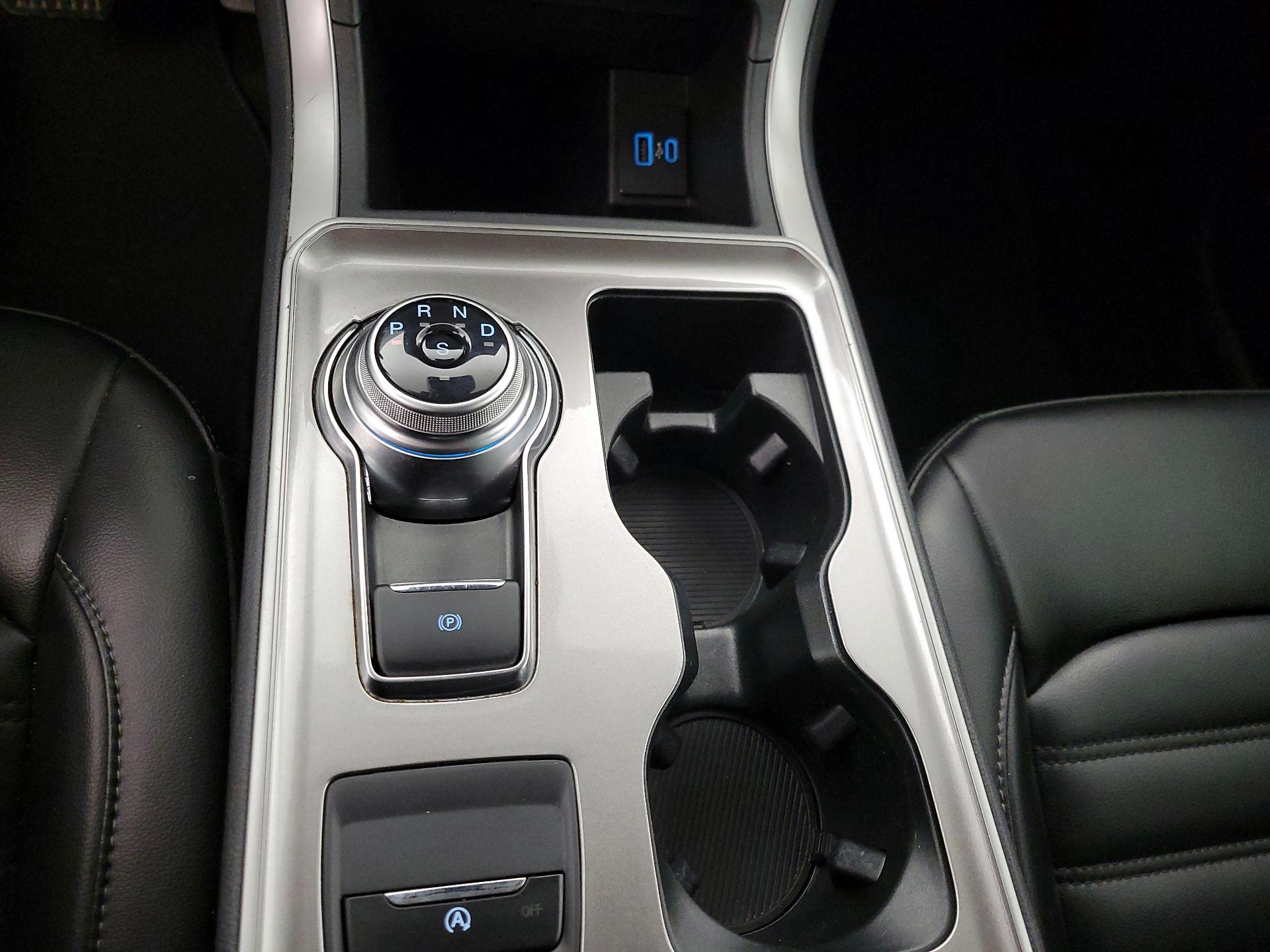 Thumbnail: 2024 Ford Edge - 17