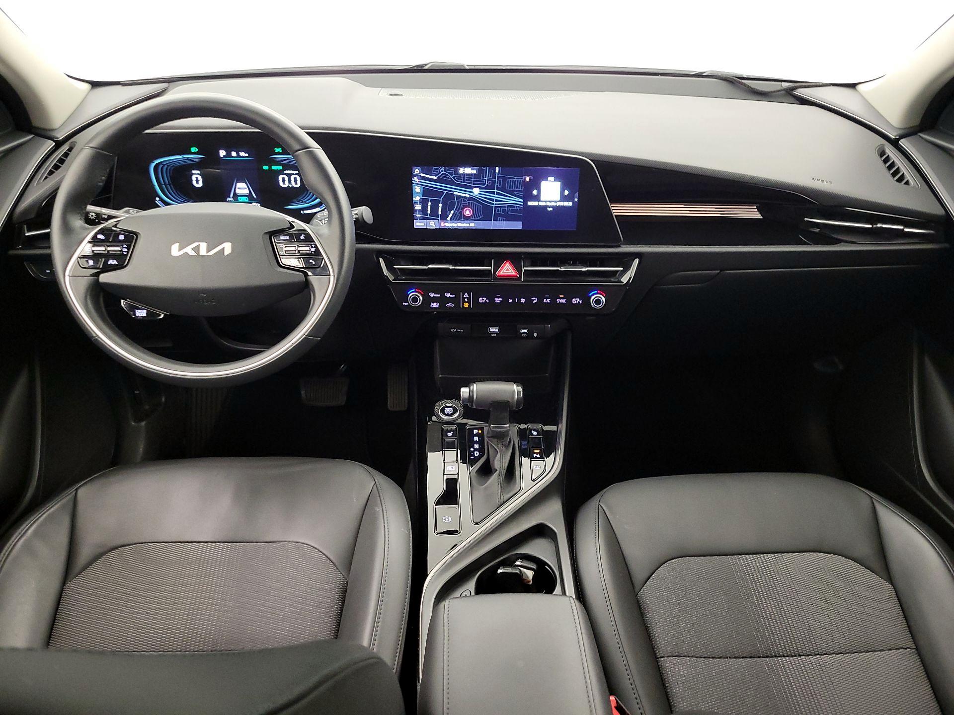 Thumbnail: 2023 Kia Niro - 9