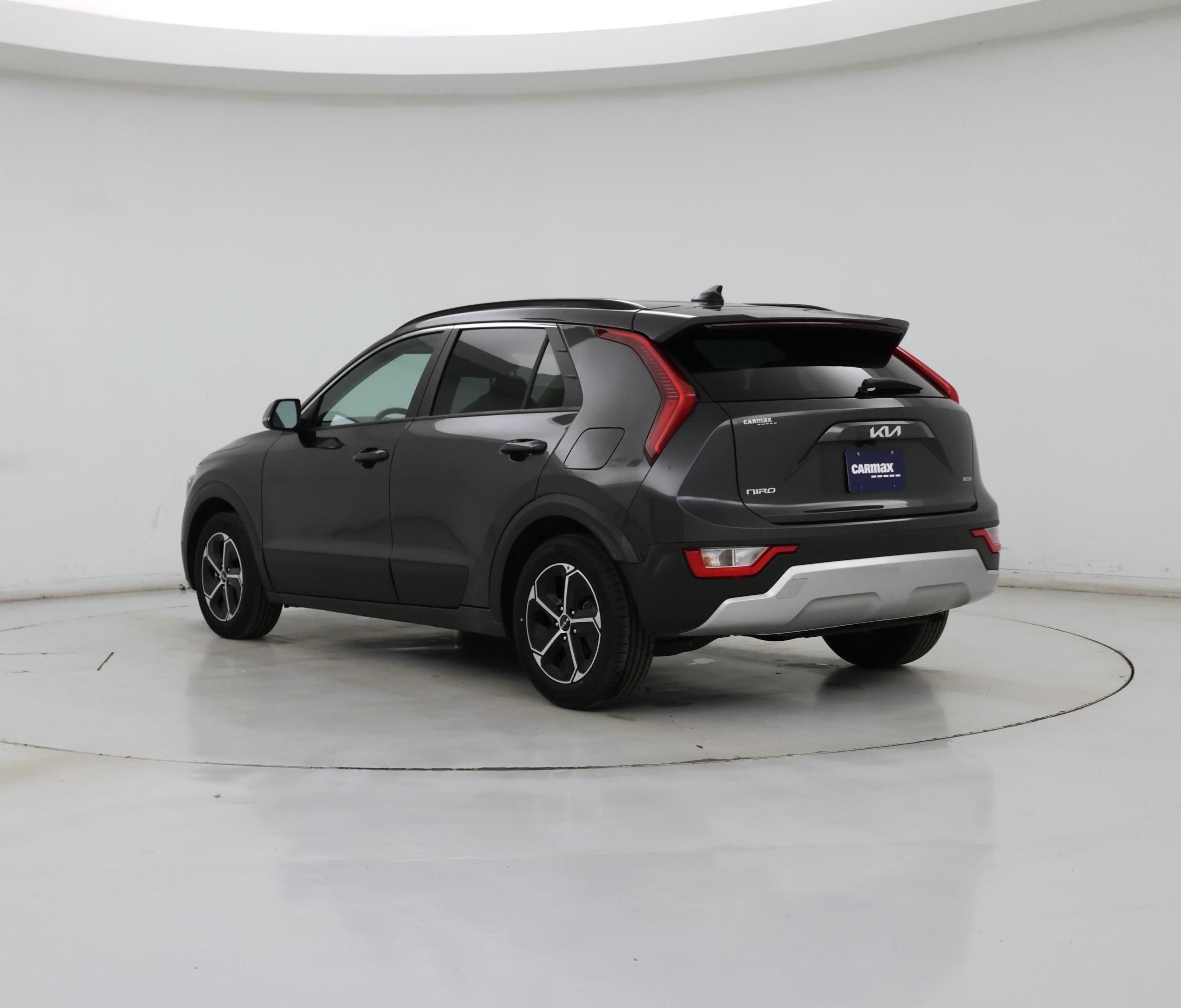 Thumbnail: 2023 Kia Niro - 2