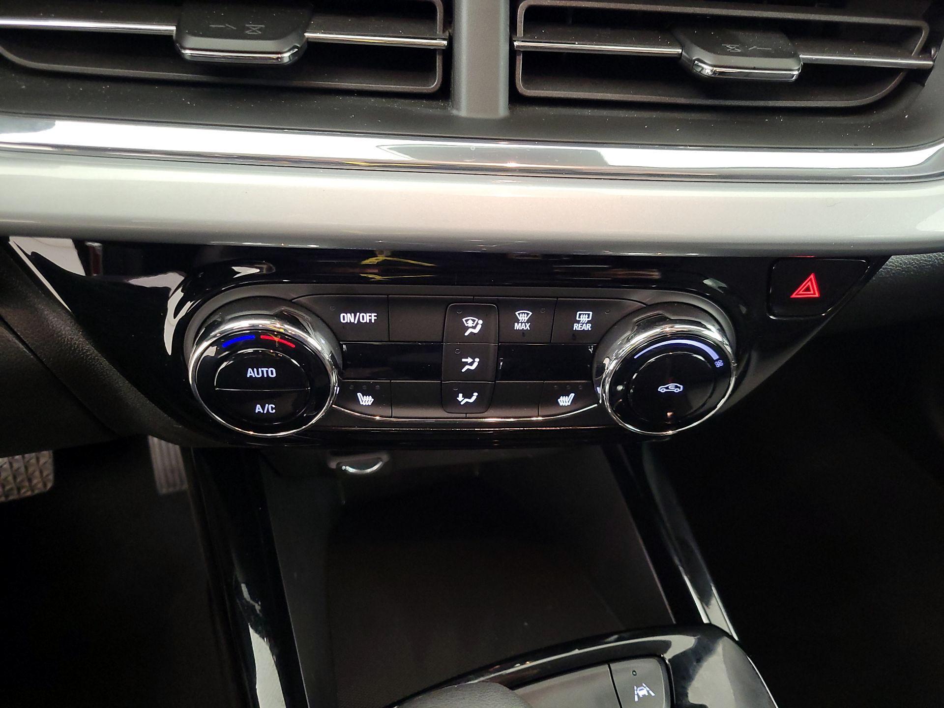 Thumbnail: 2025 Chevrolet Trax - 16