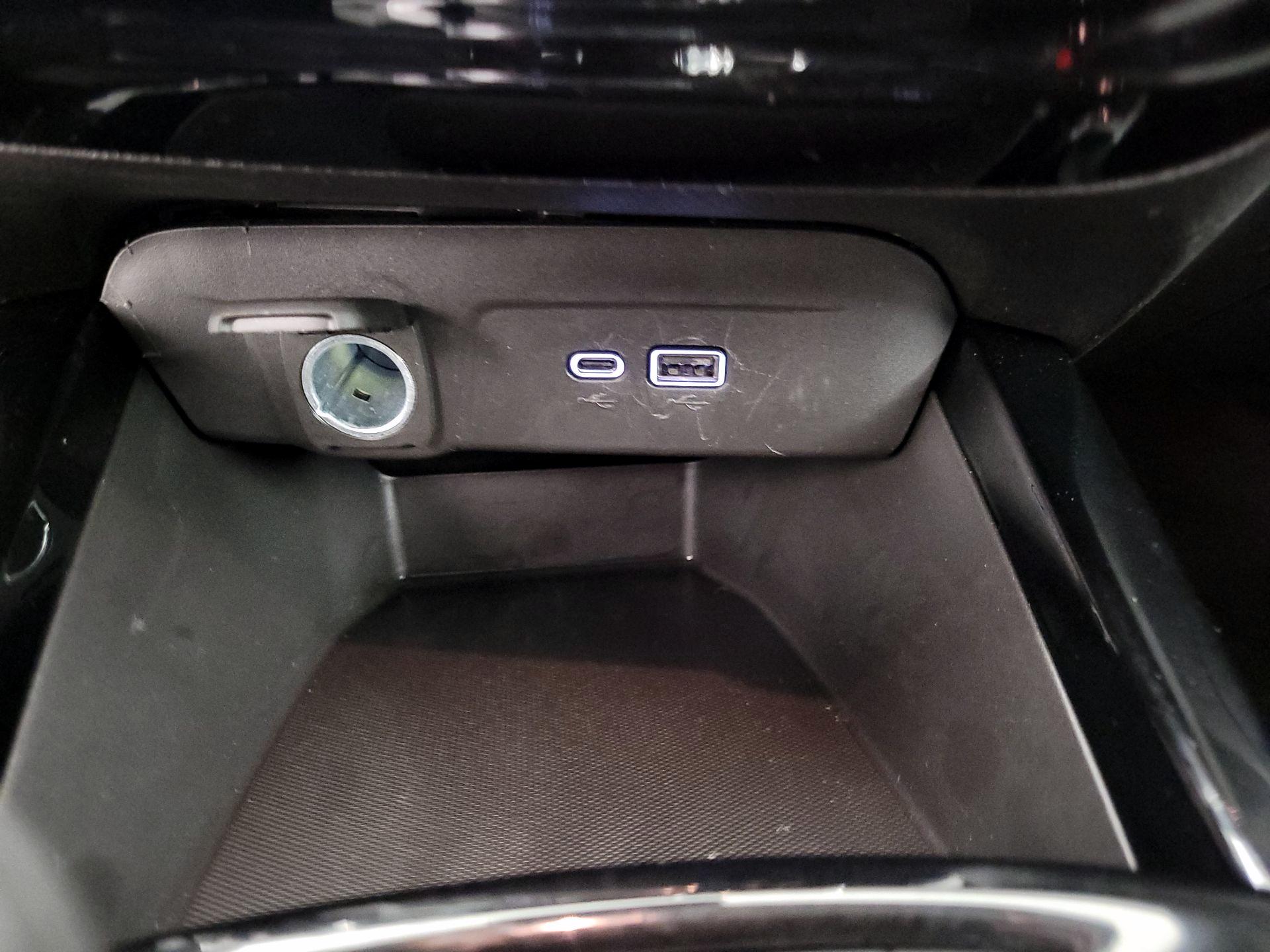 Thumbnail: 2025 Chevrolet Trax - 18