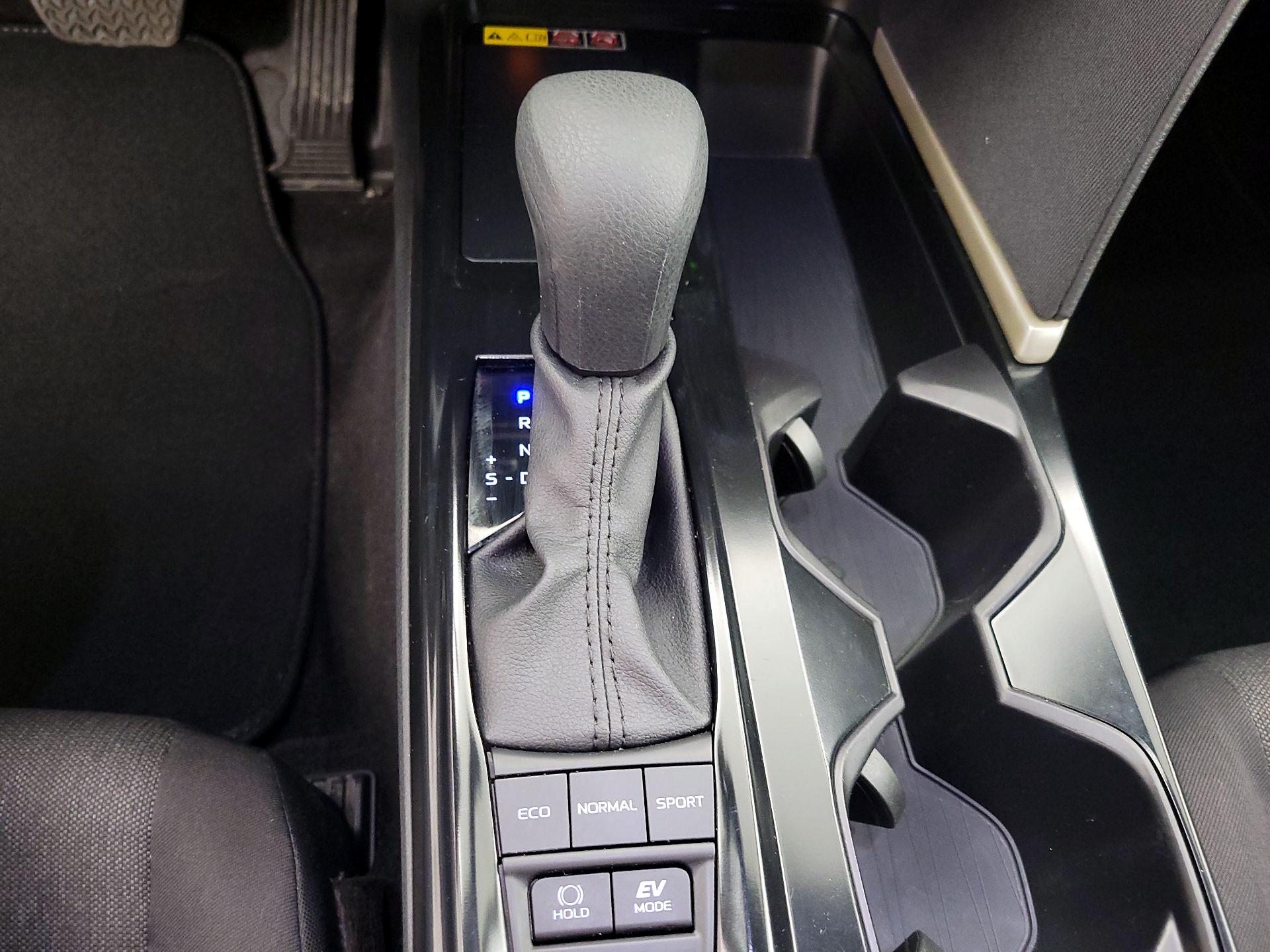Thumbnail: 2025 Toyota Camry - 17