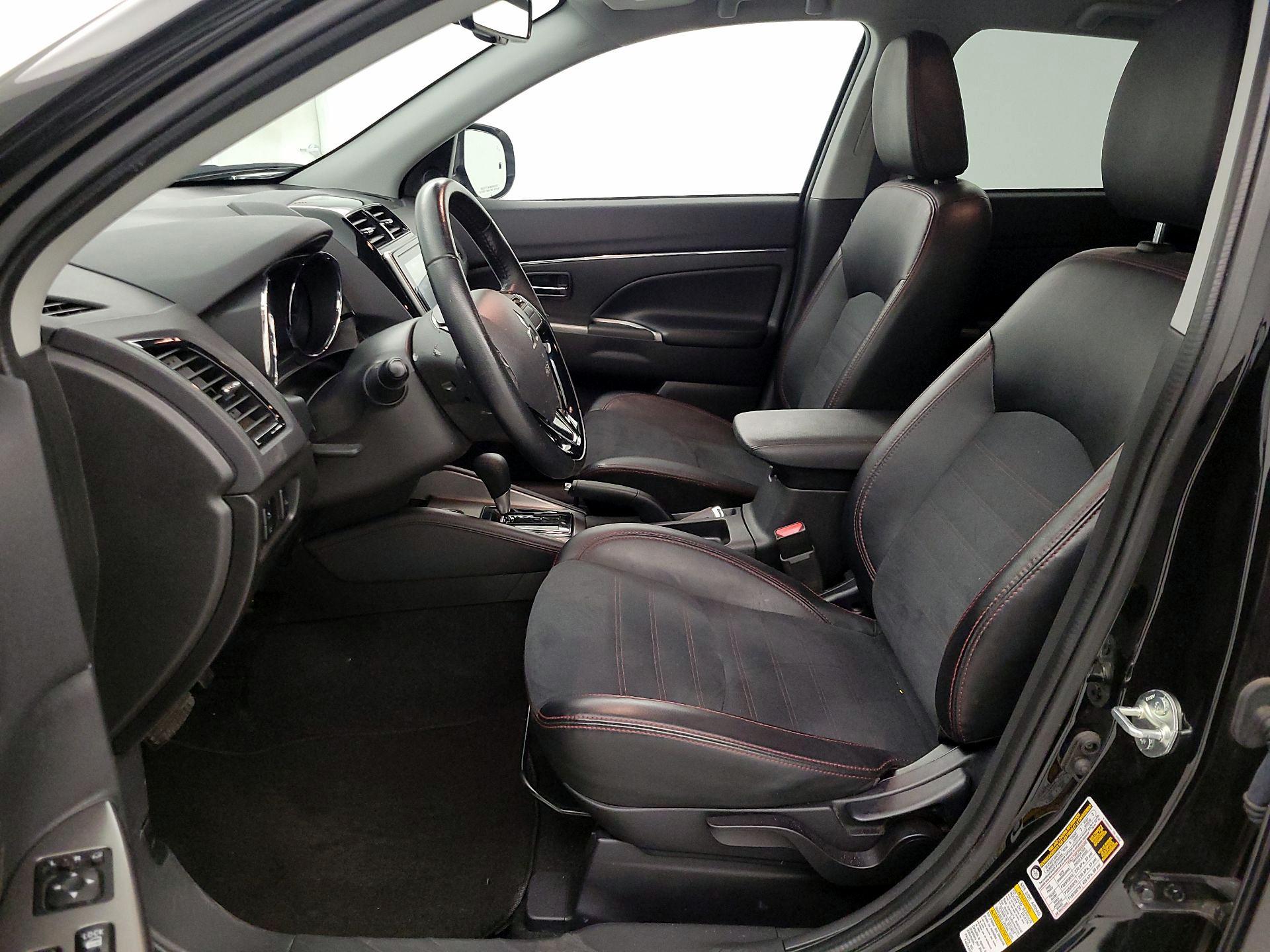 Thumbnail: 2024 Mitsubishi Outlander Sport - 11