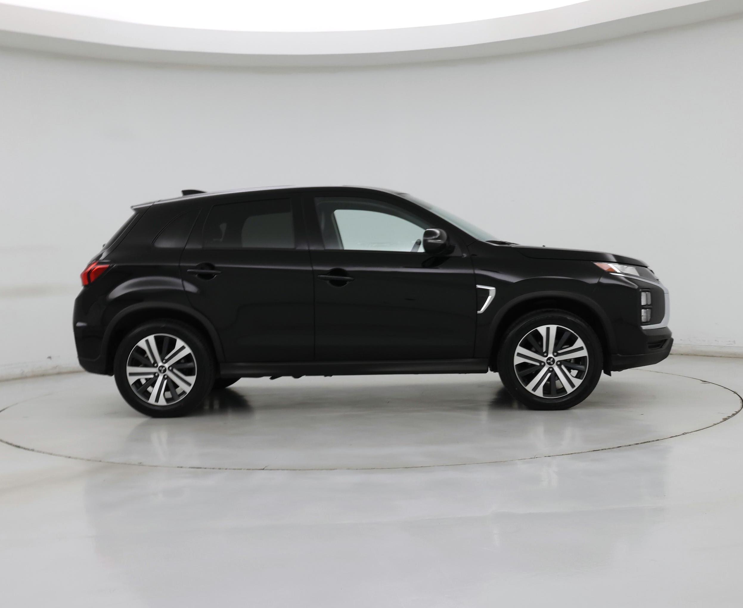 Thumbnail: 2024 Mitsubishi Outlander Sport - 7