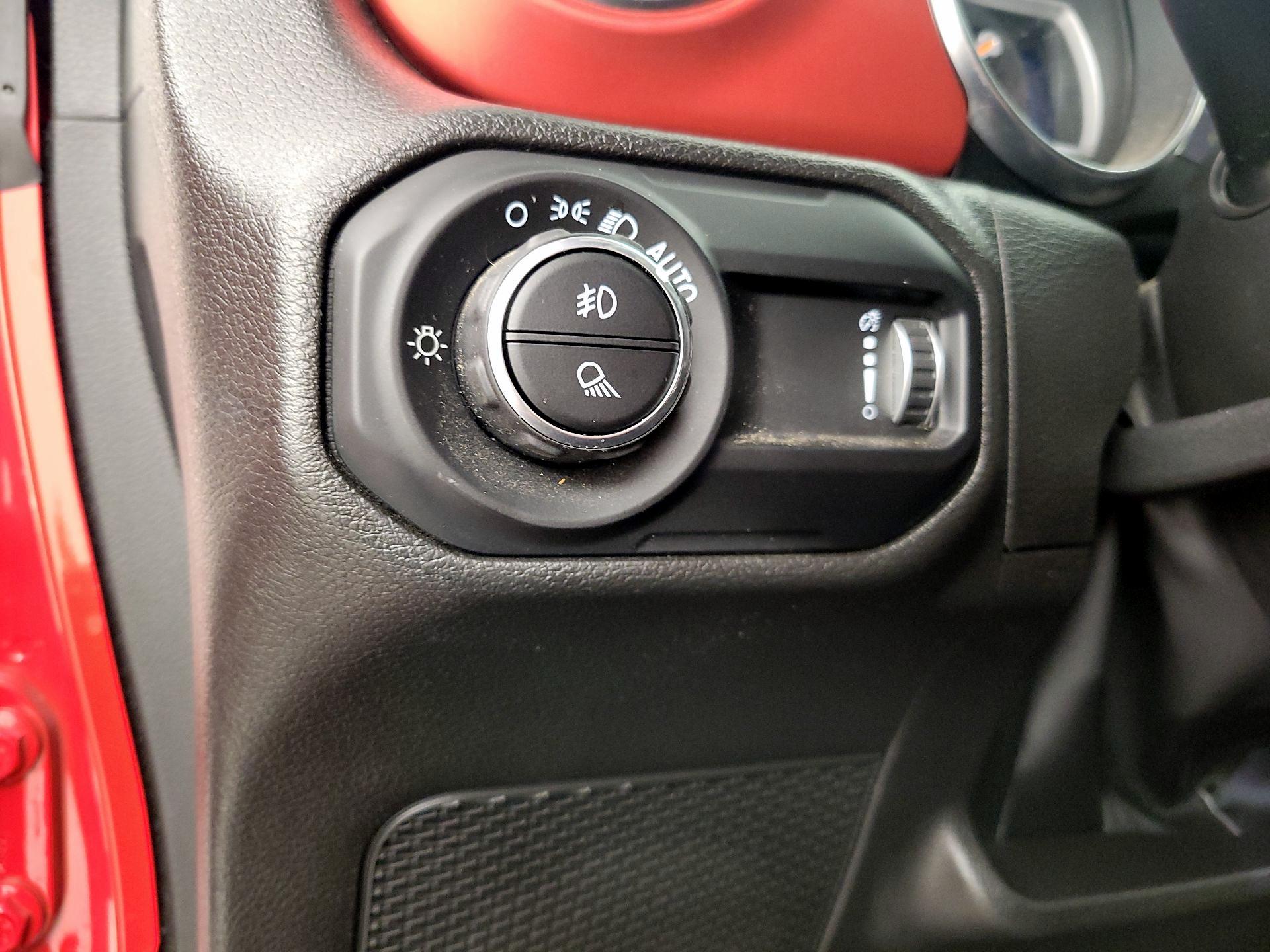 Thumbnail: 2023 Jeep Gladiator - 13