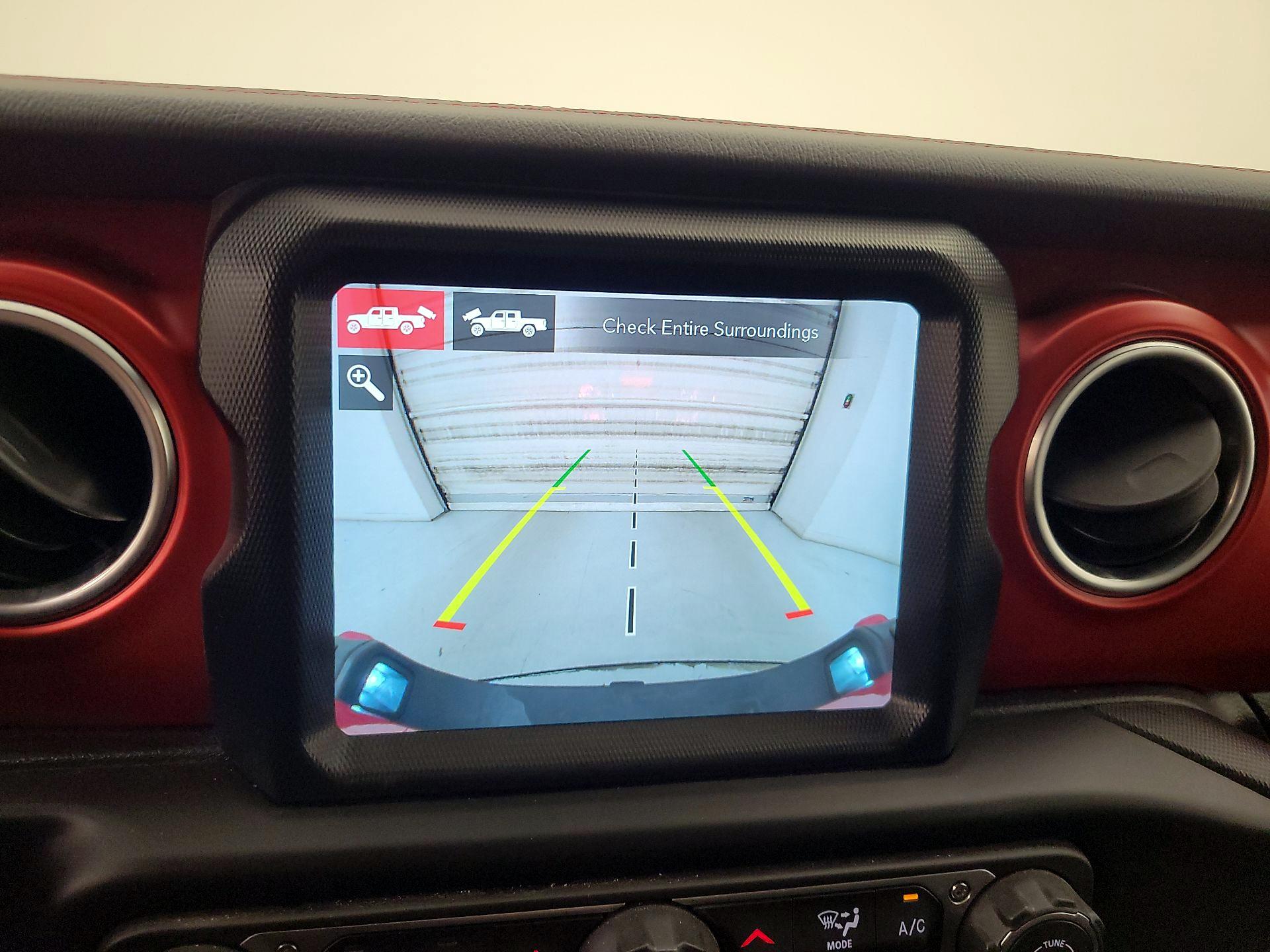 Thumbnail: 2023 Jeep Gladiator - 15